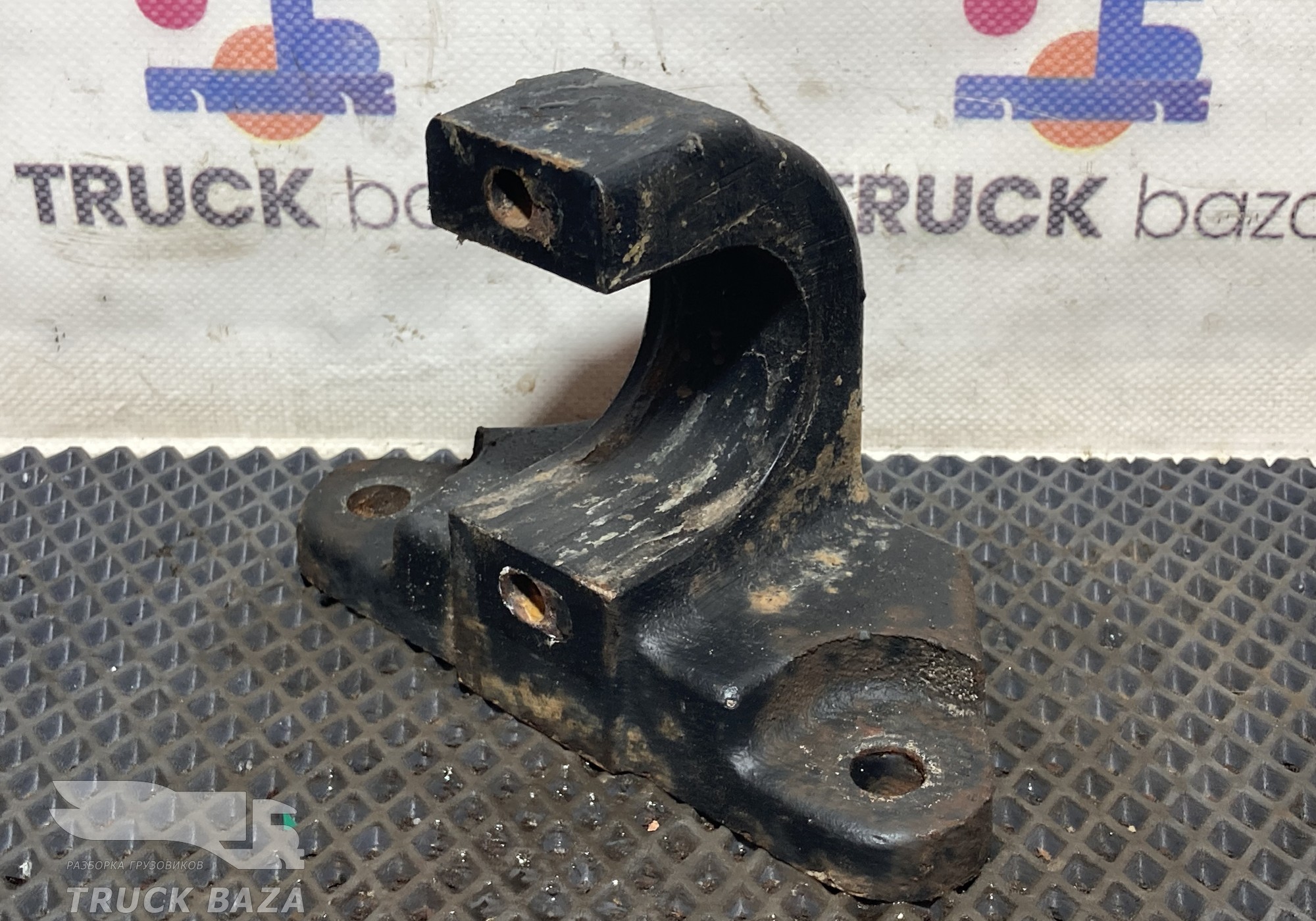 5490120304201 Кронштейн глушителя для КАМАЗ 5490 (с 2013)