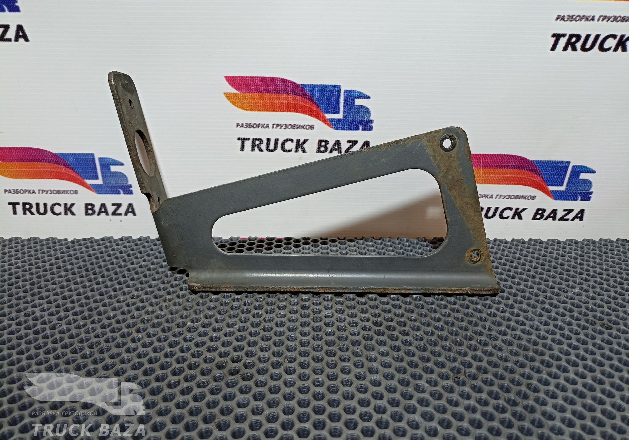 9345240240 Кронштейн габаритного фонаря для Mercedes-Benz Axor