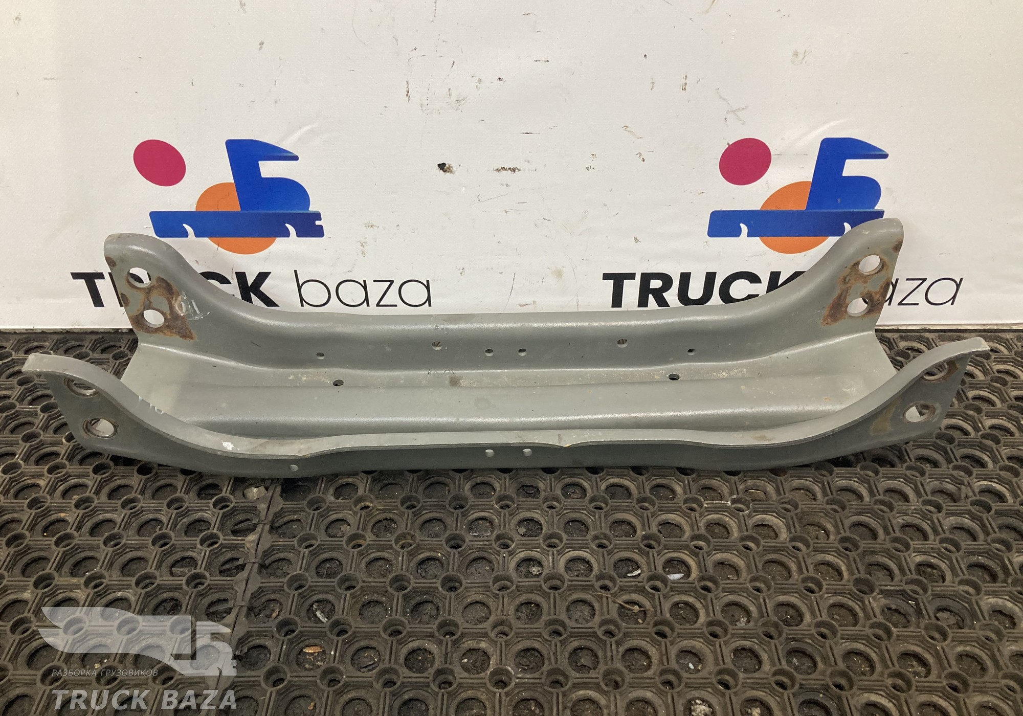 WG9727517013 Траверса рамы поперечная для Sinotruk Sitrak C7H