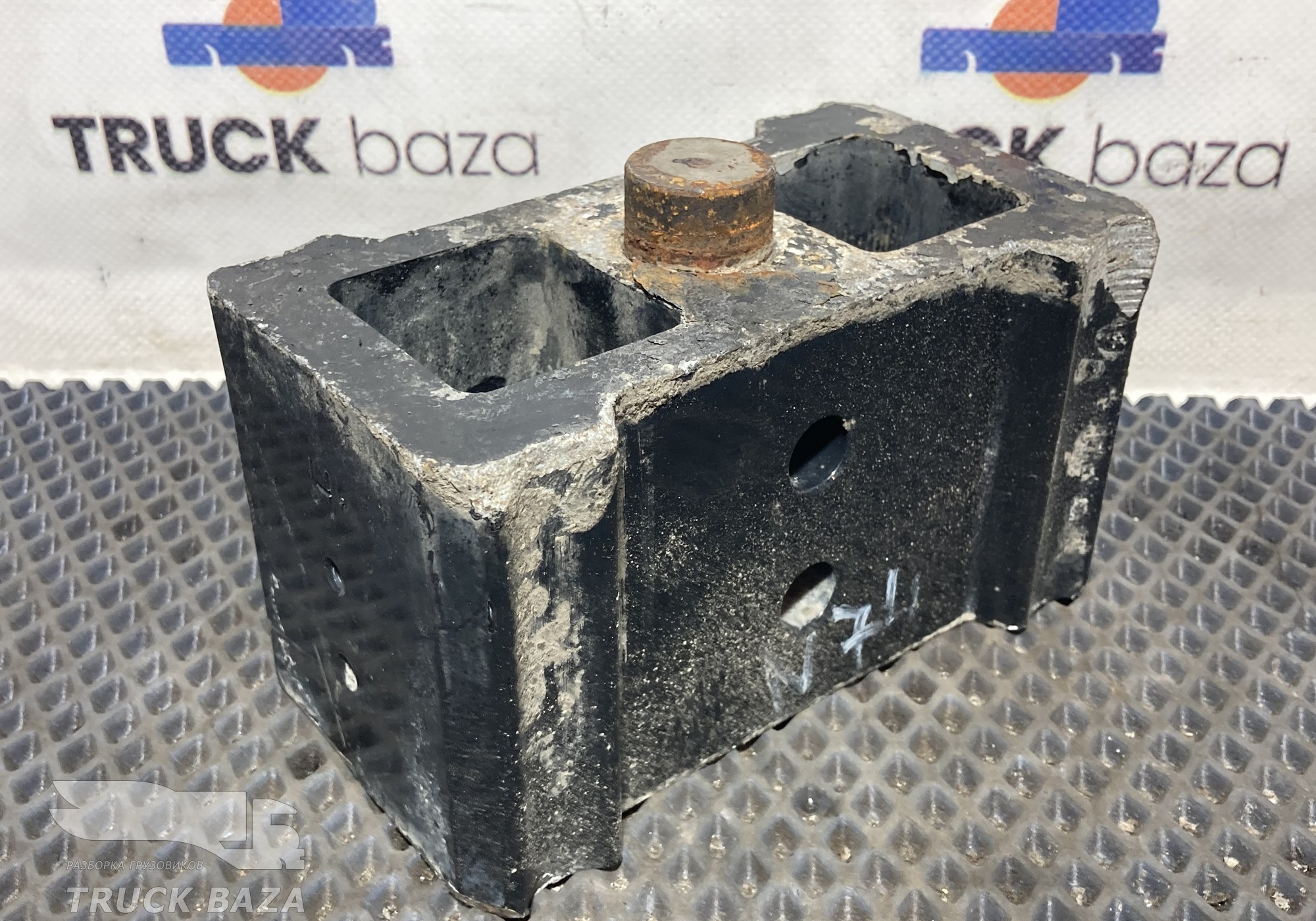 06461390007 Проставка рессоры передней для Man TGX