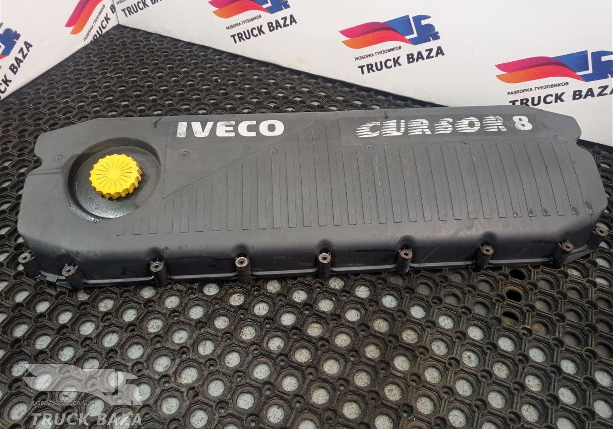 500354345 Крышка головки блока (клапанная) для Iveco