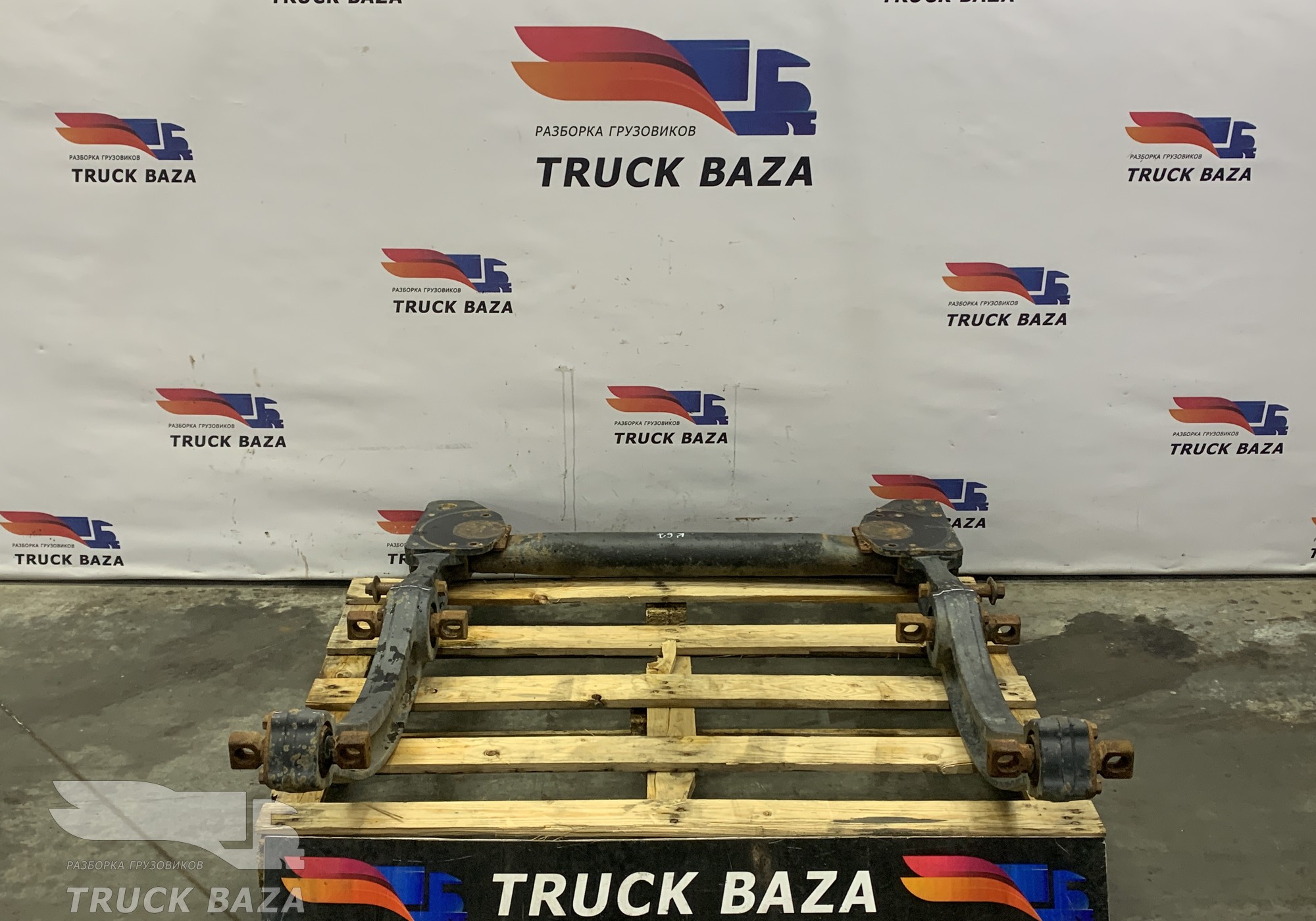 45104291901871 Балка задней подвески со стяжкой