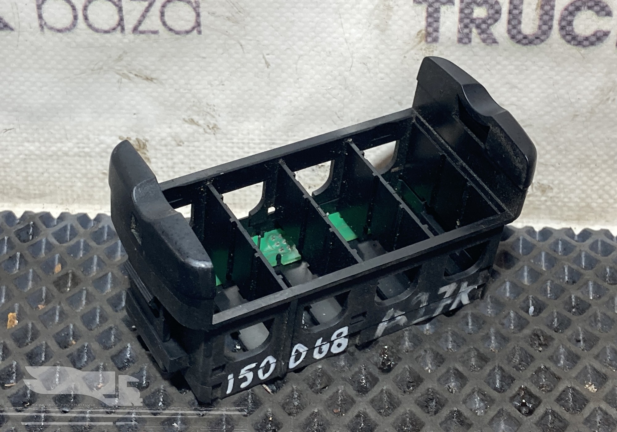 9435400146 Блок кнопок для Mercedes-Benz Actros MP3 (с 2008)