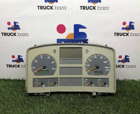 81272026125 Панель приборов