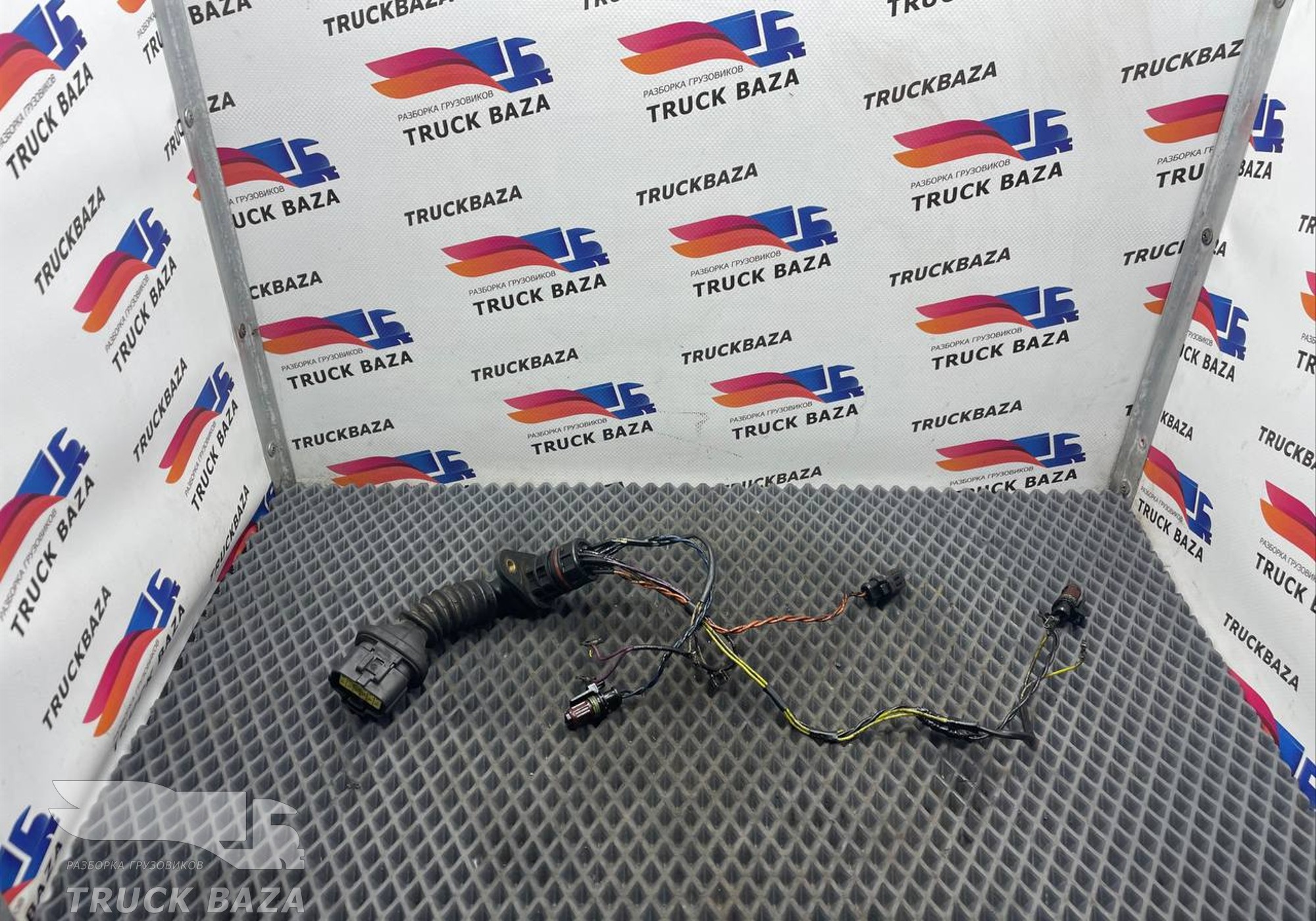 1365883 Проводка форсунок 1-2-3 для Daf XF105 (с 2005)