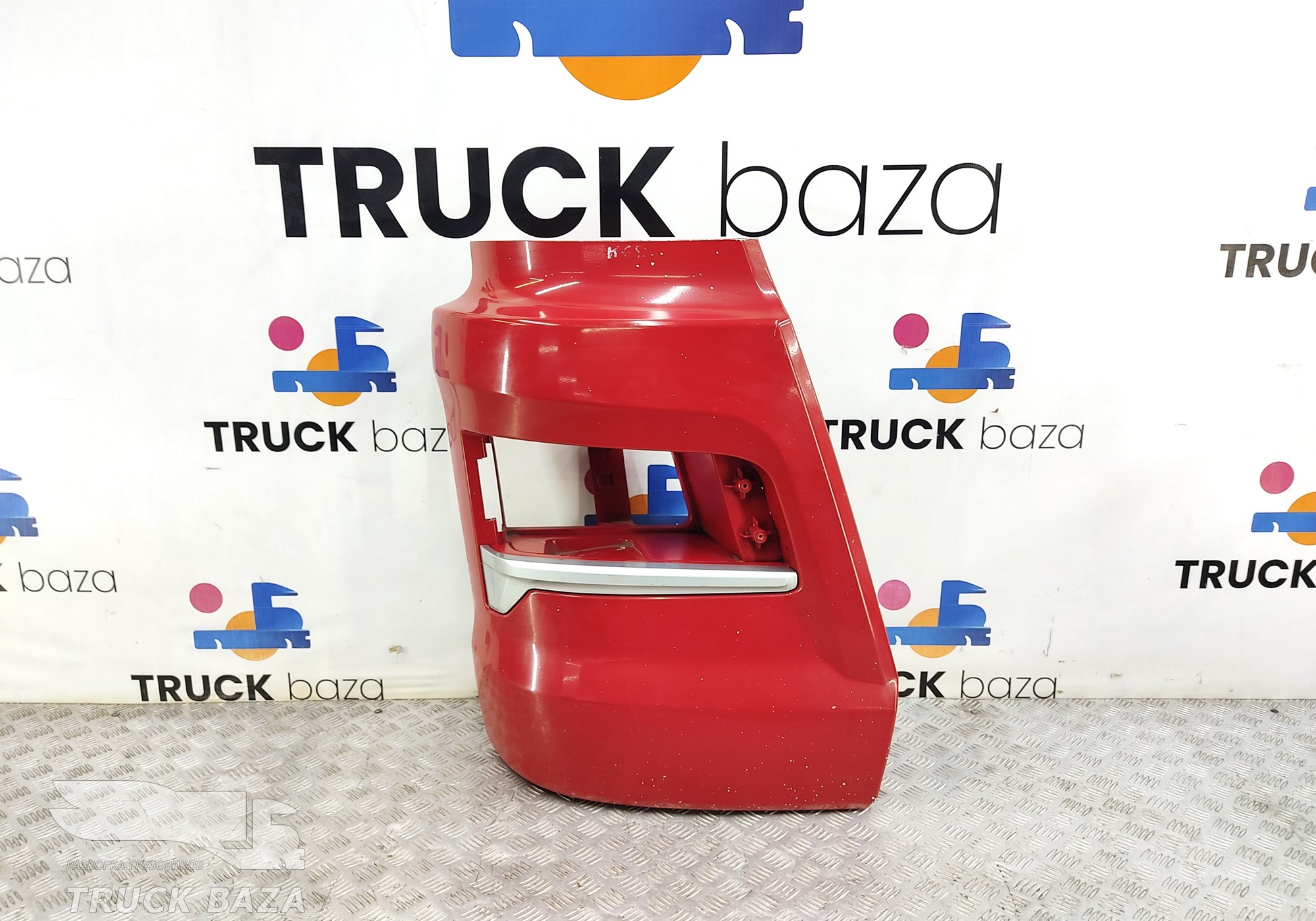 549018416122 Бампер передний правая часть для КАМАЗ 54901