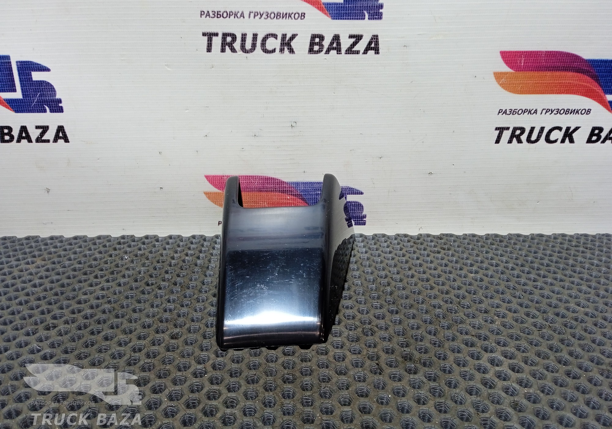 82114502 Корпус указателя поворота правый для Volvo FH