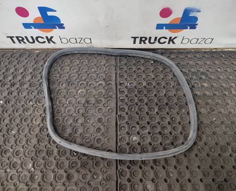 9607541878 Уплотнитель люка для КАМАЗ 54901