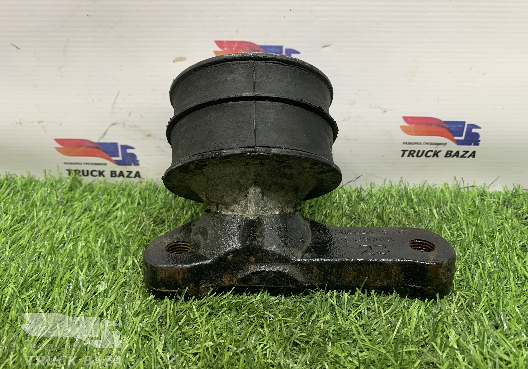 2112223 Подушка двигателя передняя правая