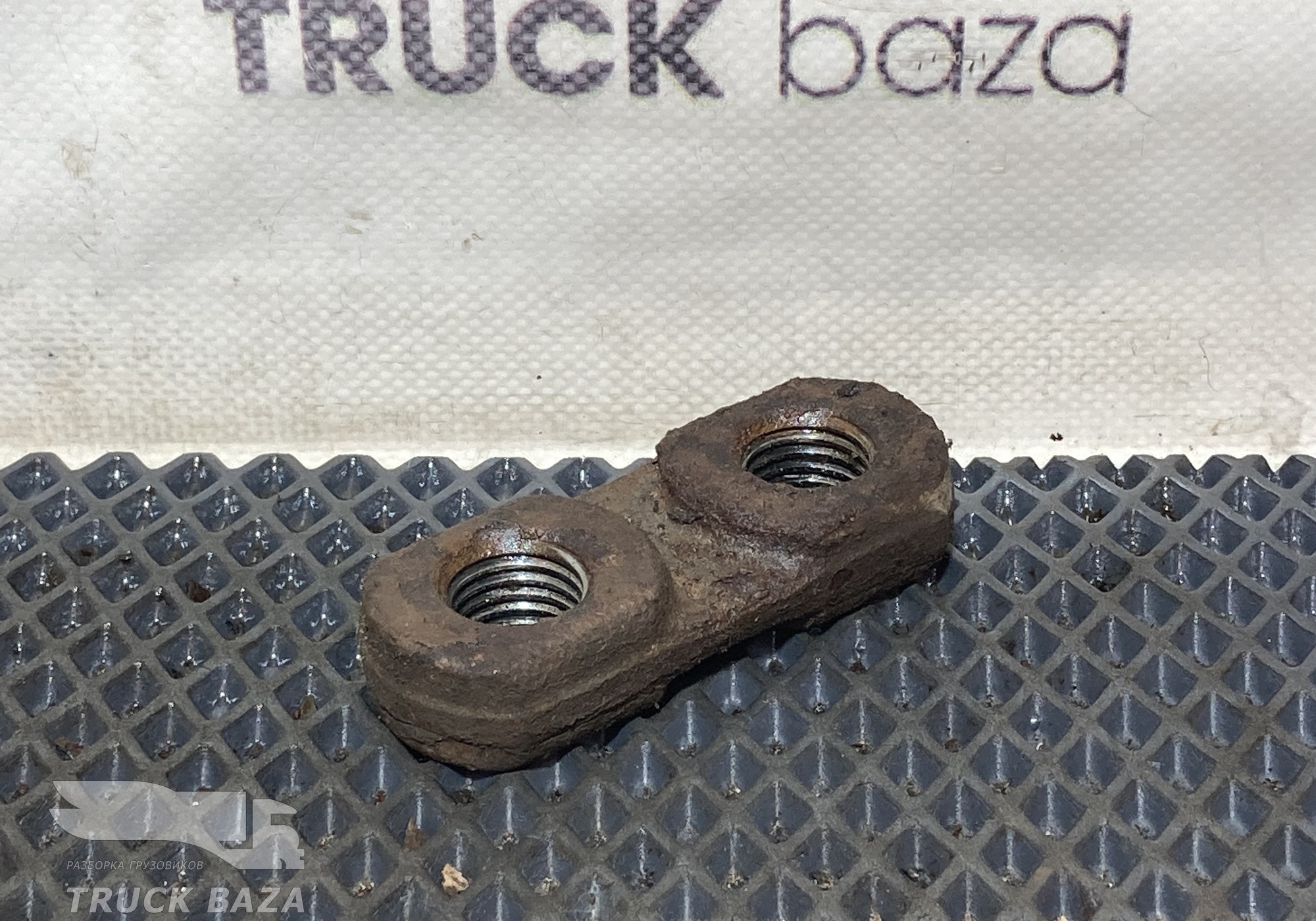 2143399 Держатель гайки