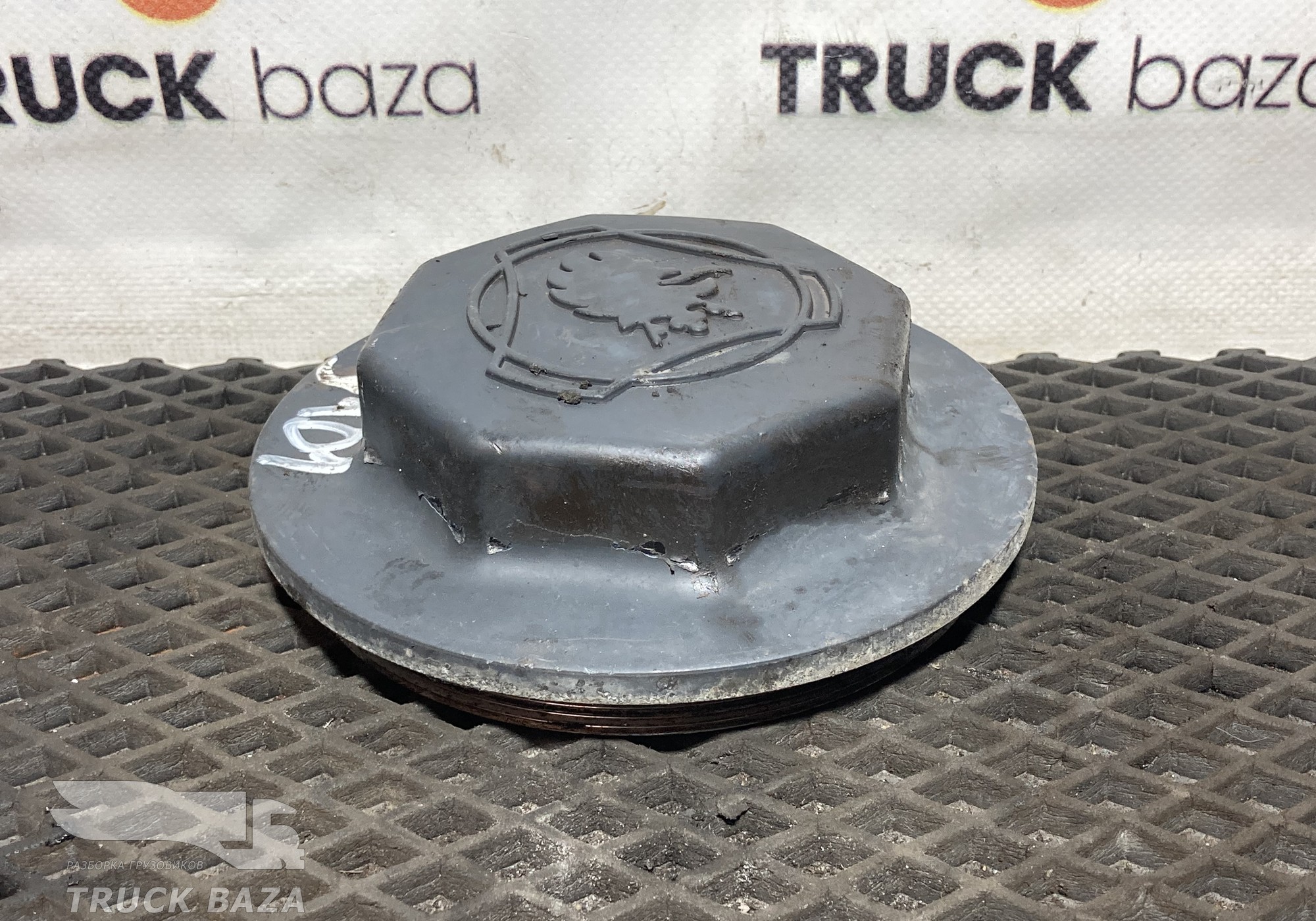 2734965 Крышка передней ступицы для Scania 5-series G (с 2004 по 2016)