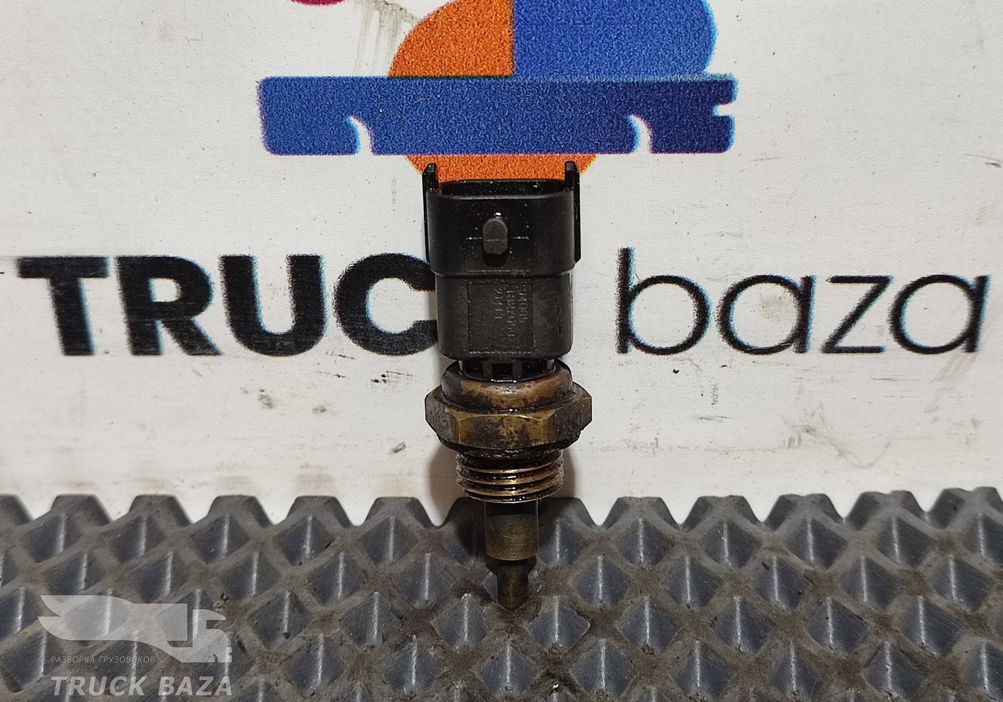 1827058 Датчик температуры охлаждающей жидкости