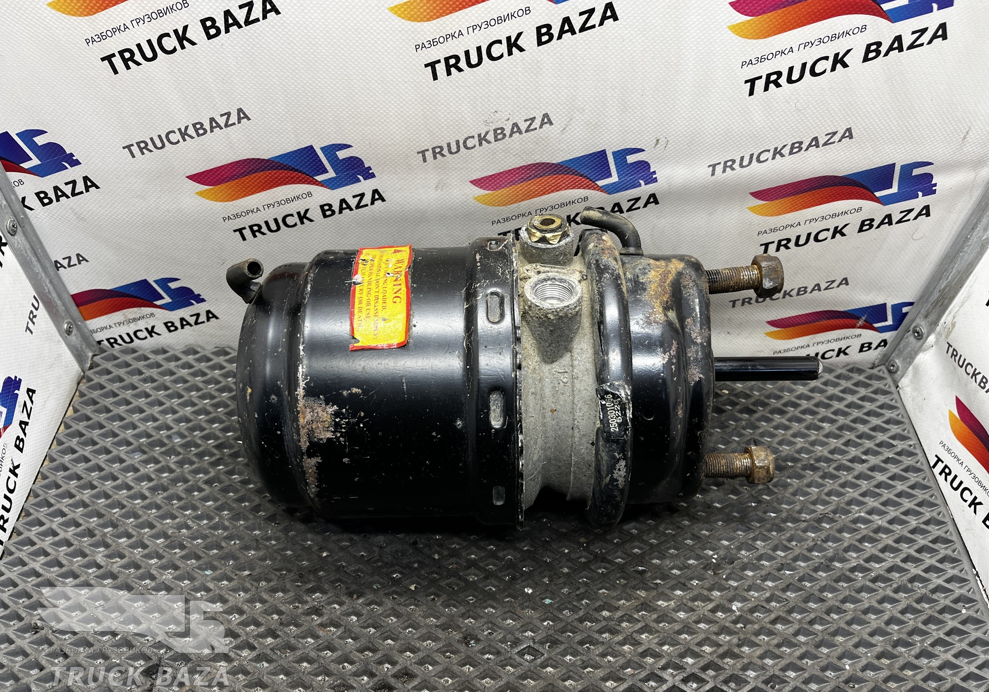 1686001 Энергоаккумулятор тормозной для Daf CF
