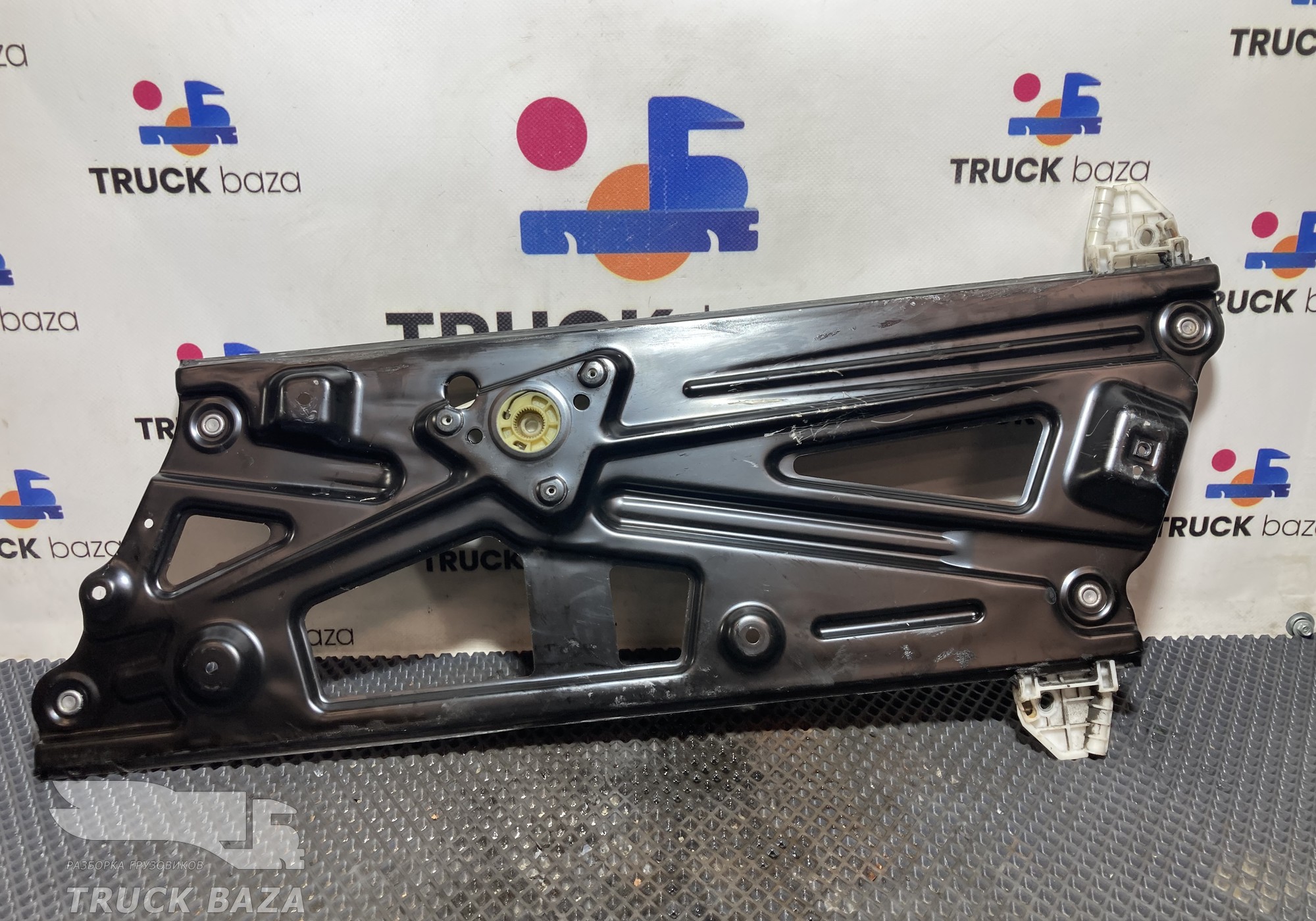 146164003 Стеклоподъемник электрический левый для Man TGX I (с 2007)