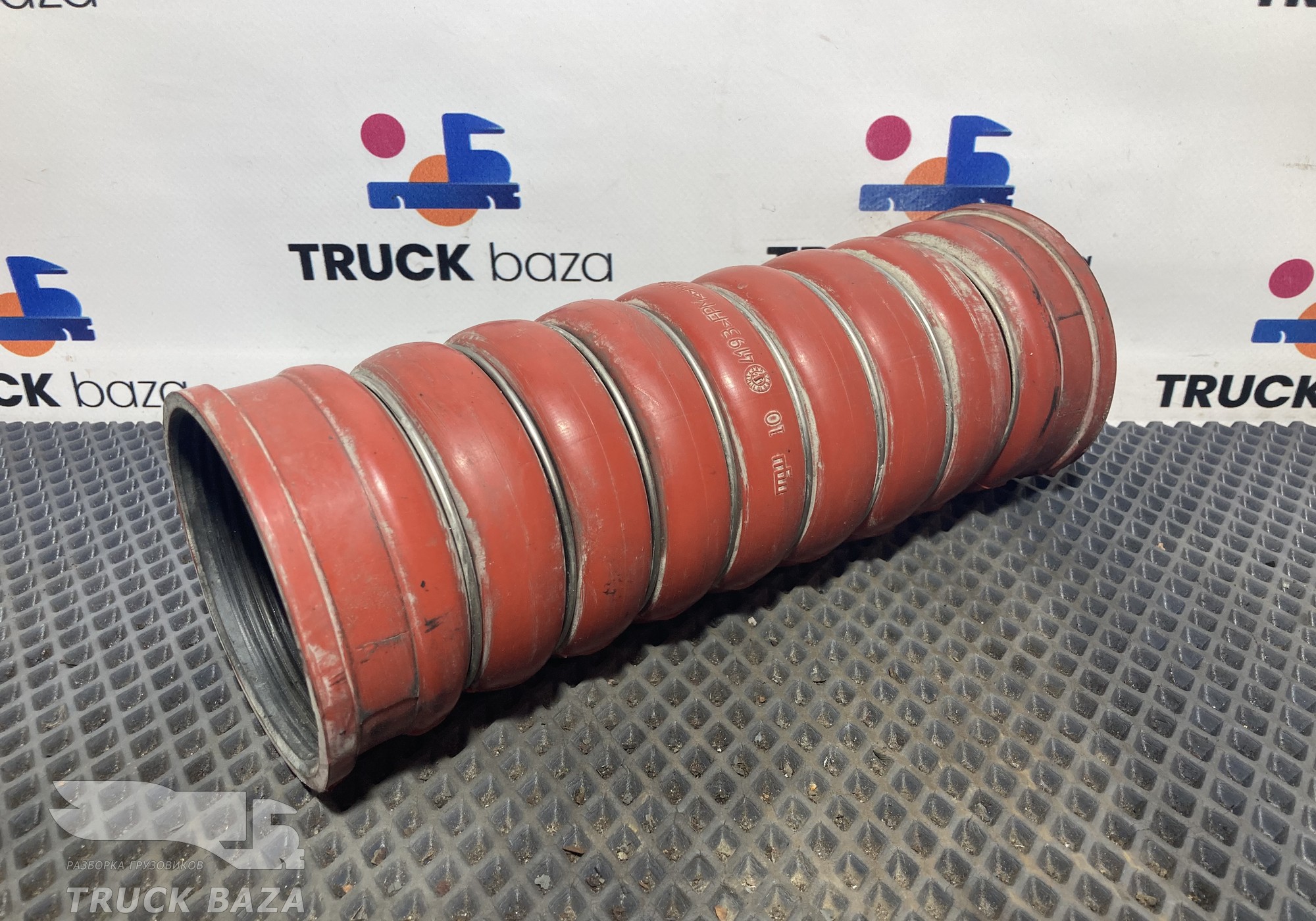 81963010900 Патрубок интеркулера для Man F2000