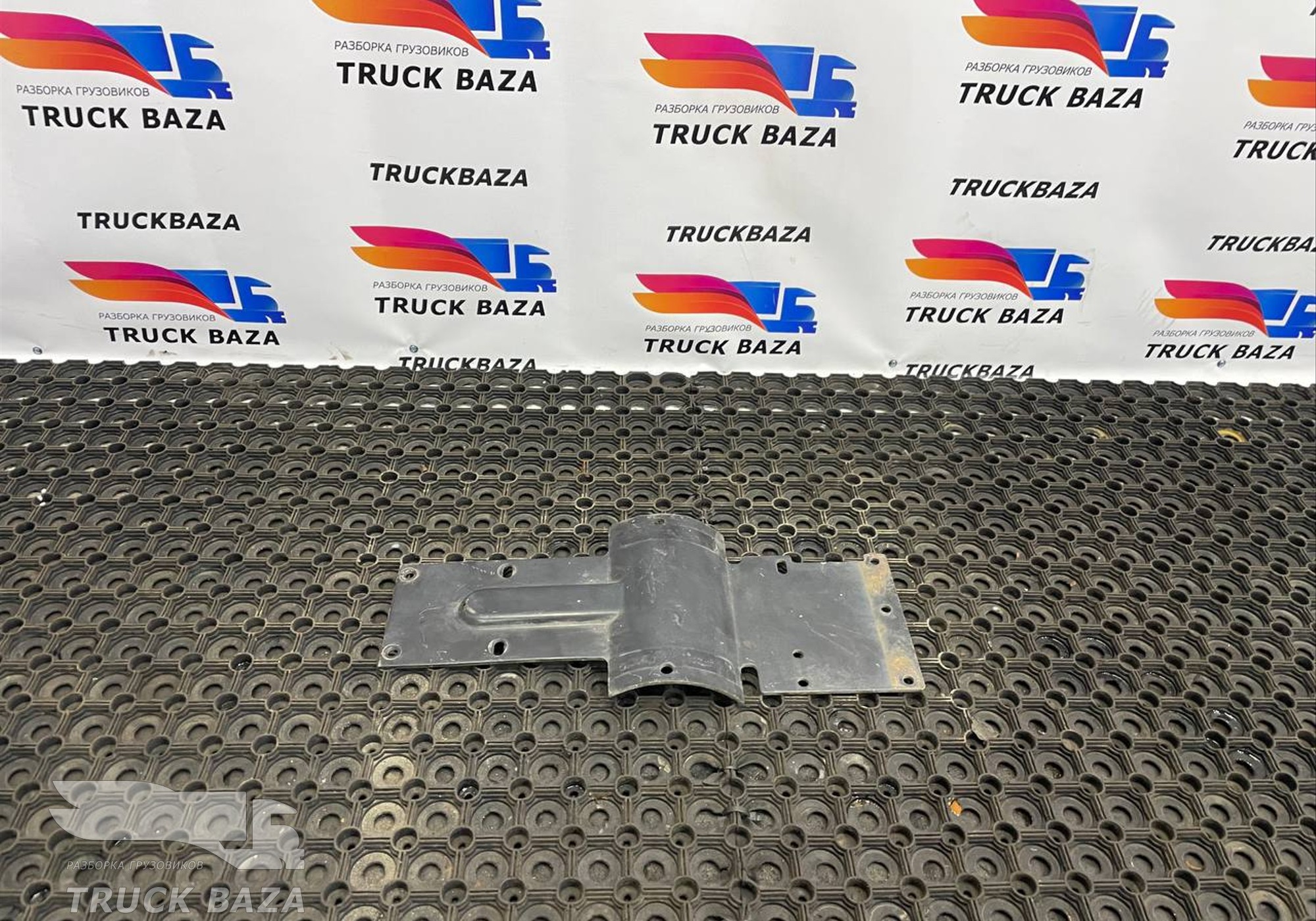 1354542 Кронштейн ресивера для Daf XF XF105 (III) (с 2006 по 2013)