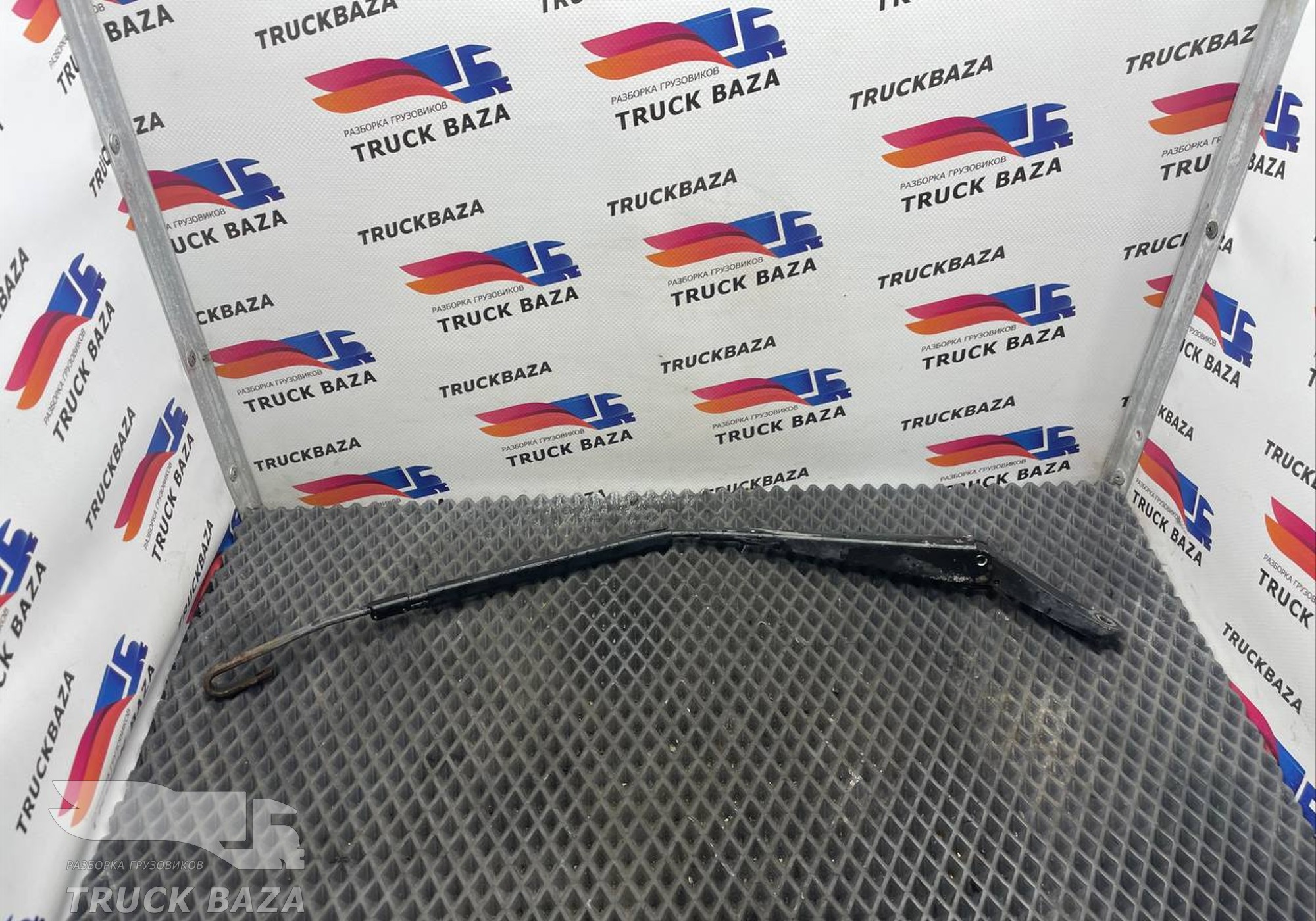 1814768 Поводок стеклоочистителя для Daf XF106 (с 2012)