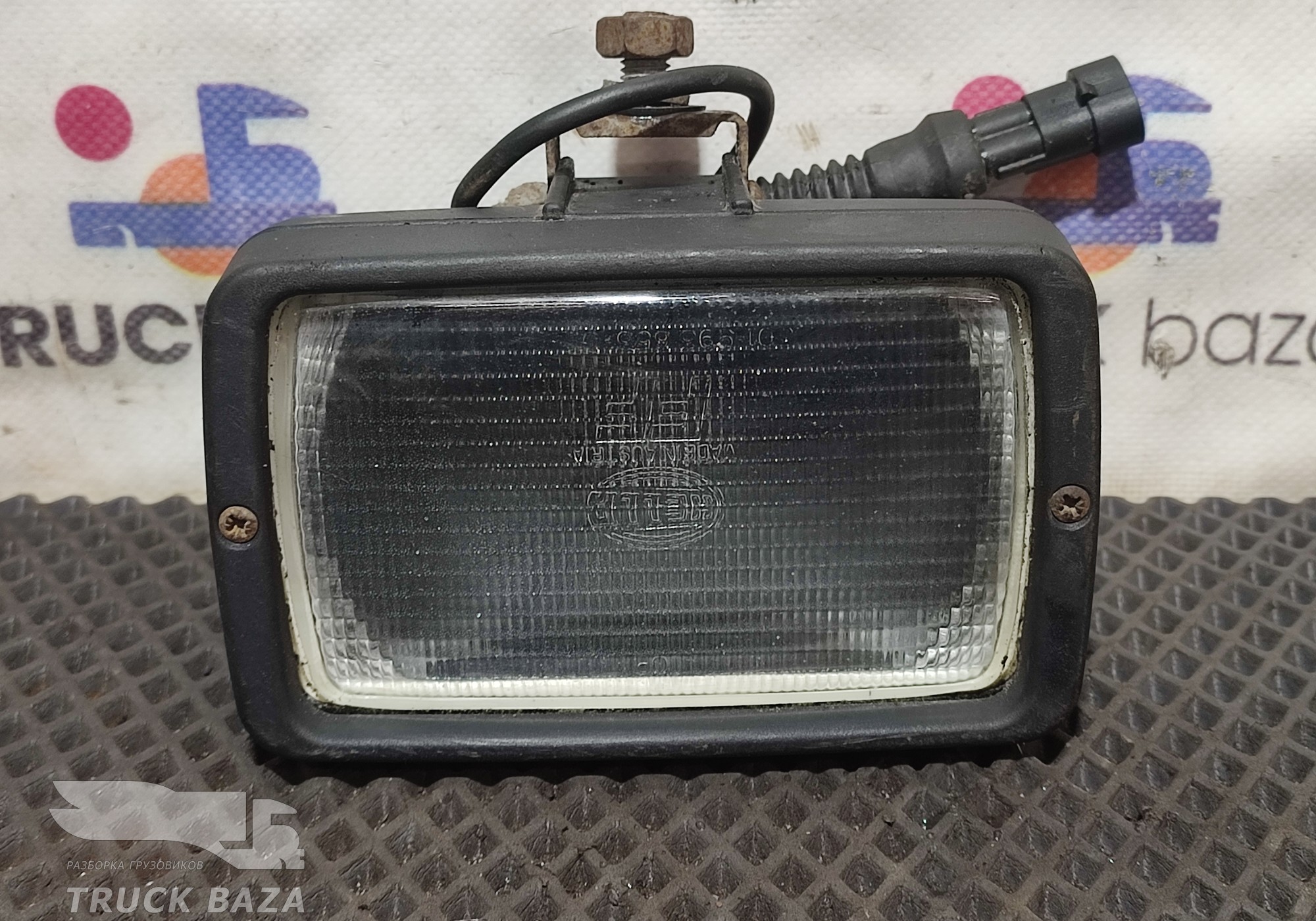 1613000 Фонарь за кабиной для Daf XF105 (с 2005)
