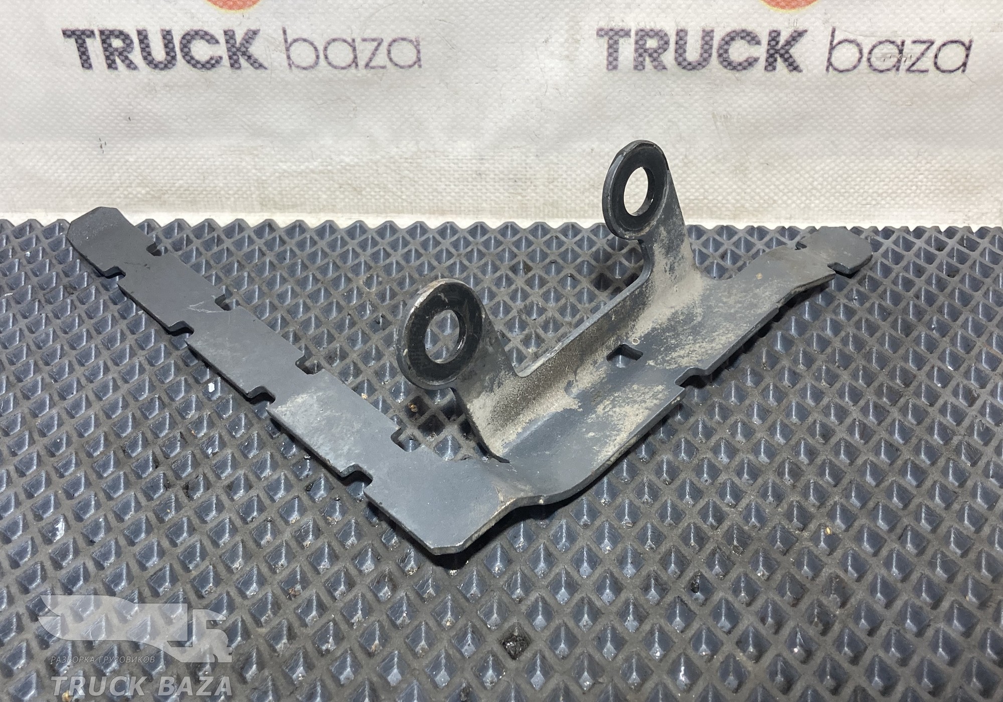 9603511640 Кронштейн проводки для КАМАЗ