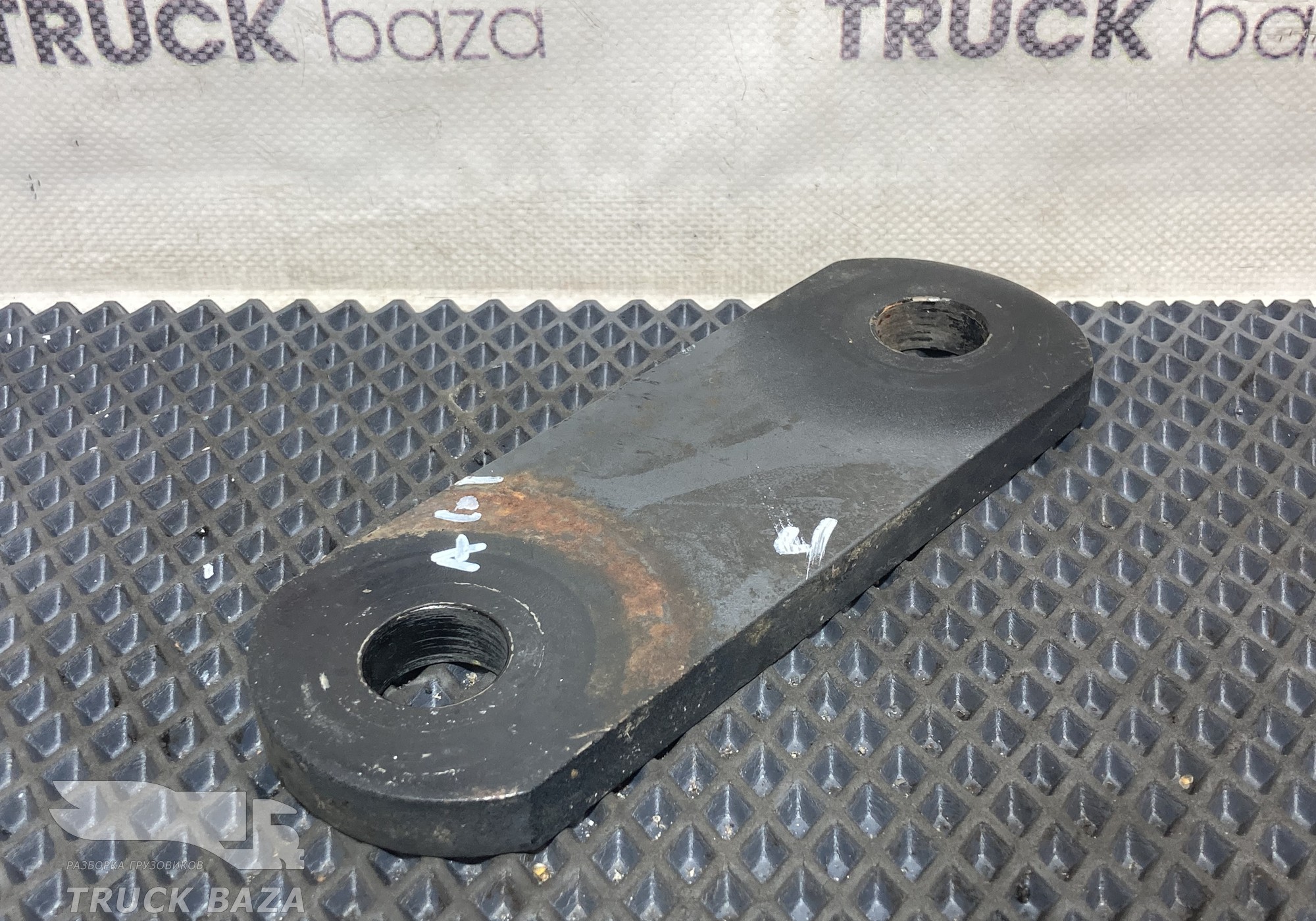 A9413220020 Серьга рессоры передней