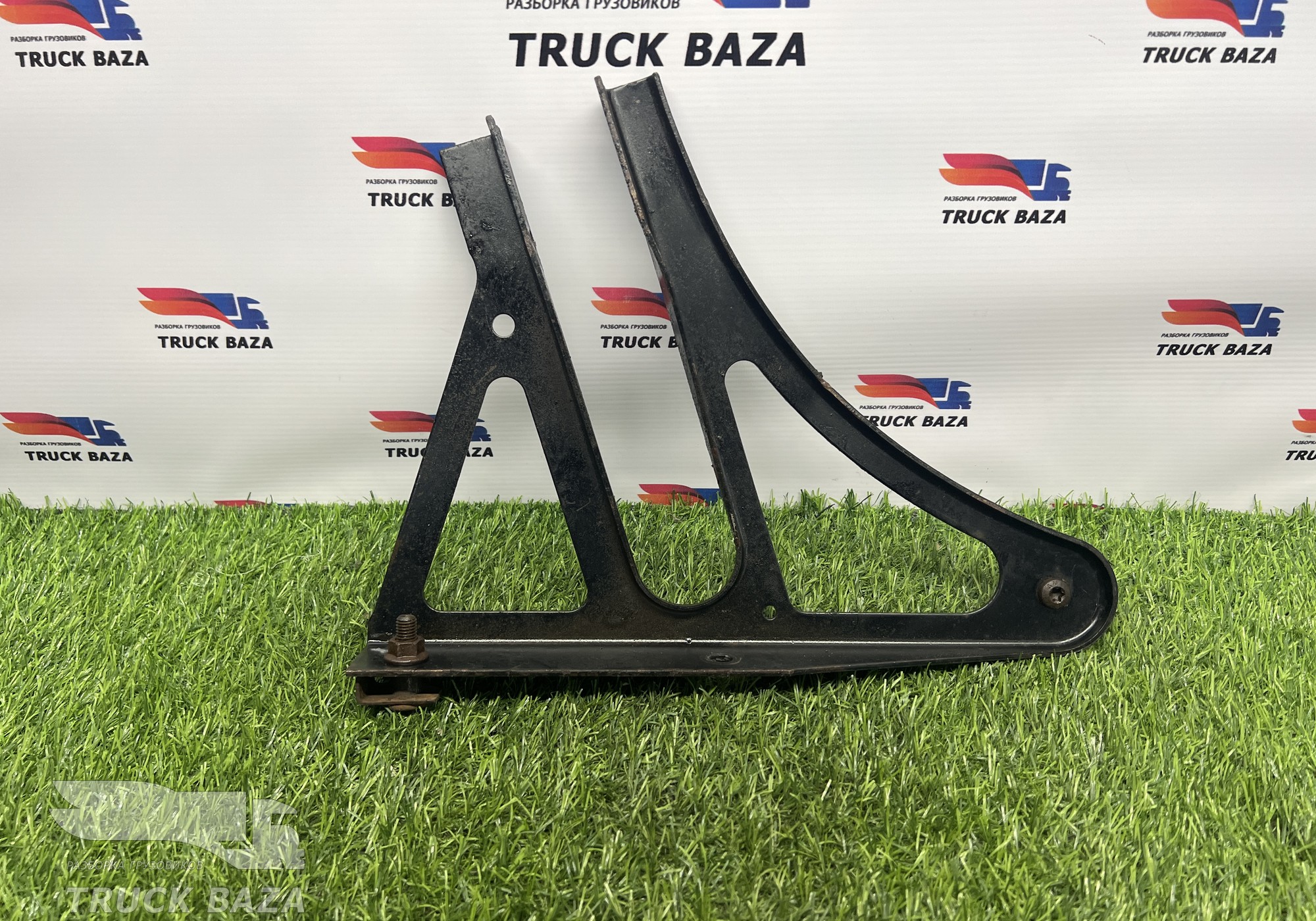 1663012 Кронштейн воздушного фильтра для Daf XF105 (с 2005)