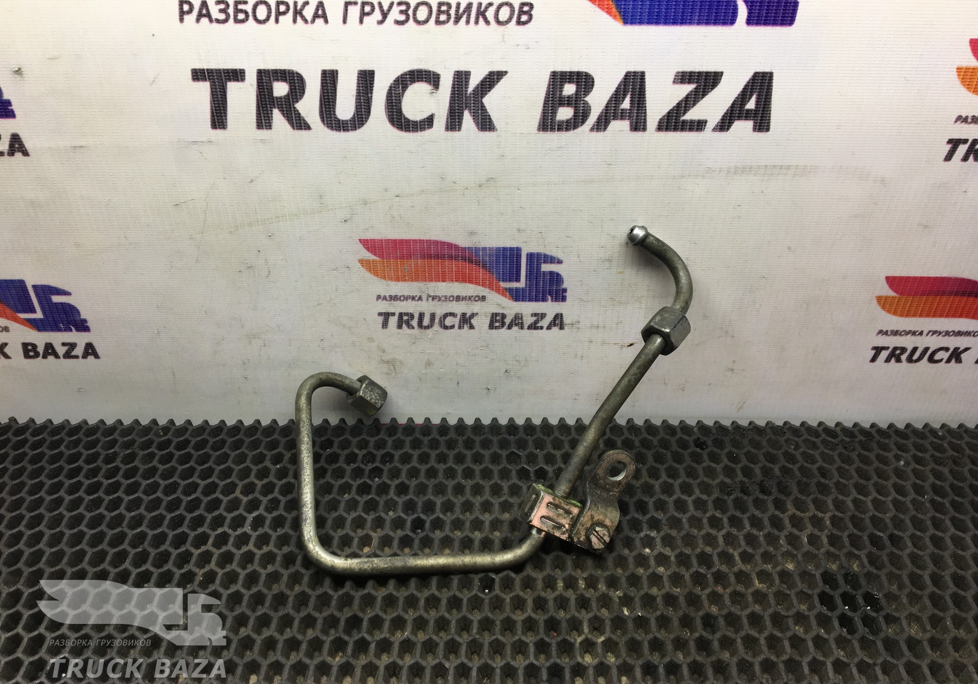 504036098 Трубка топливная для Iveco Stralis