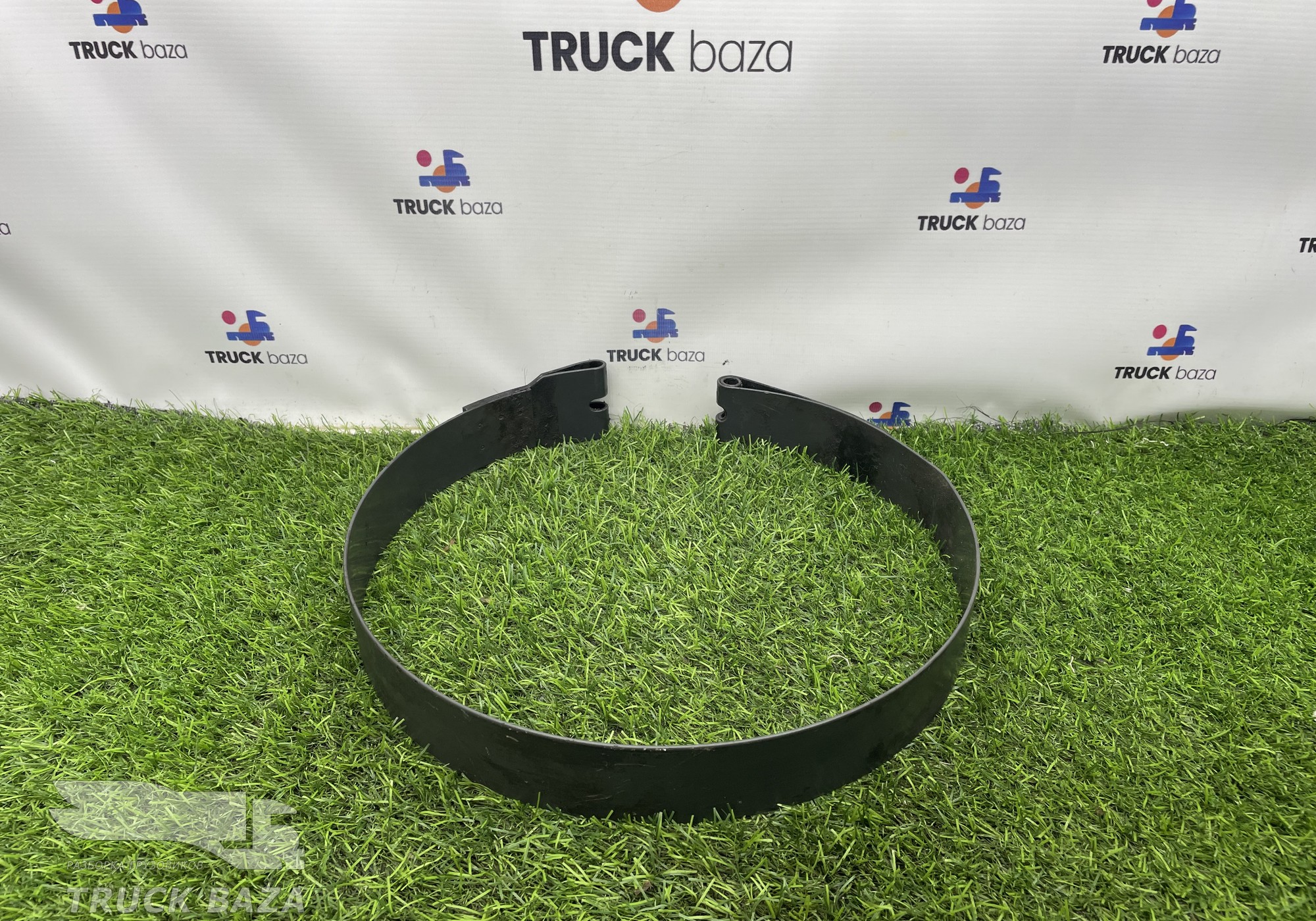 1391742 Хомут ресивера