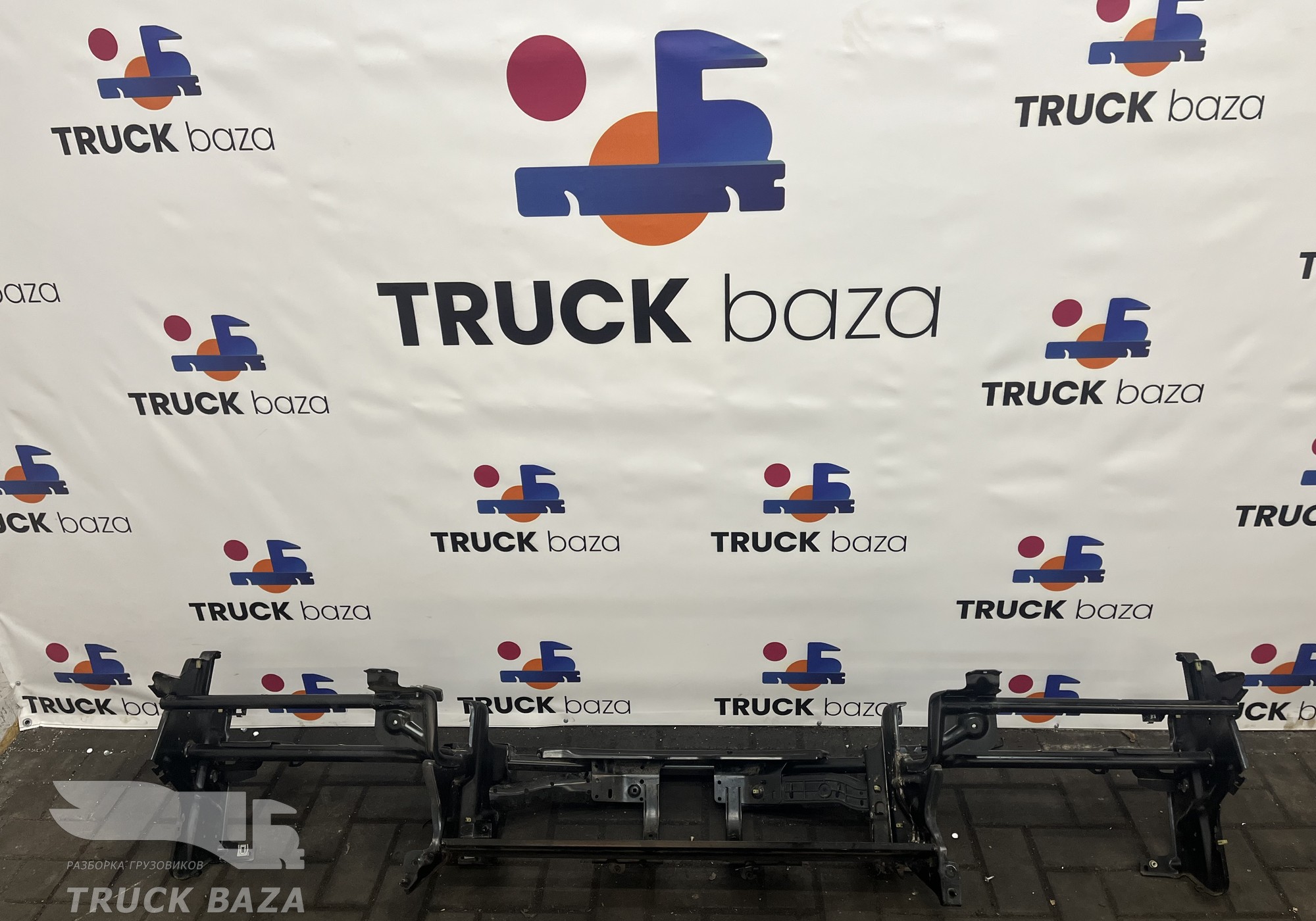 9676801331005 Каркас панели приборов для Mercedes-Benz Axor