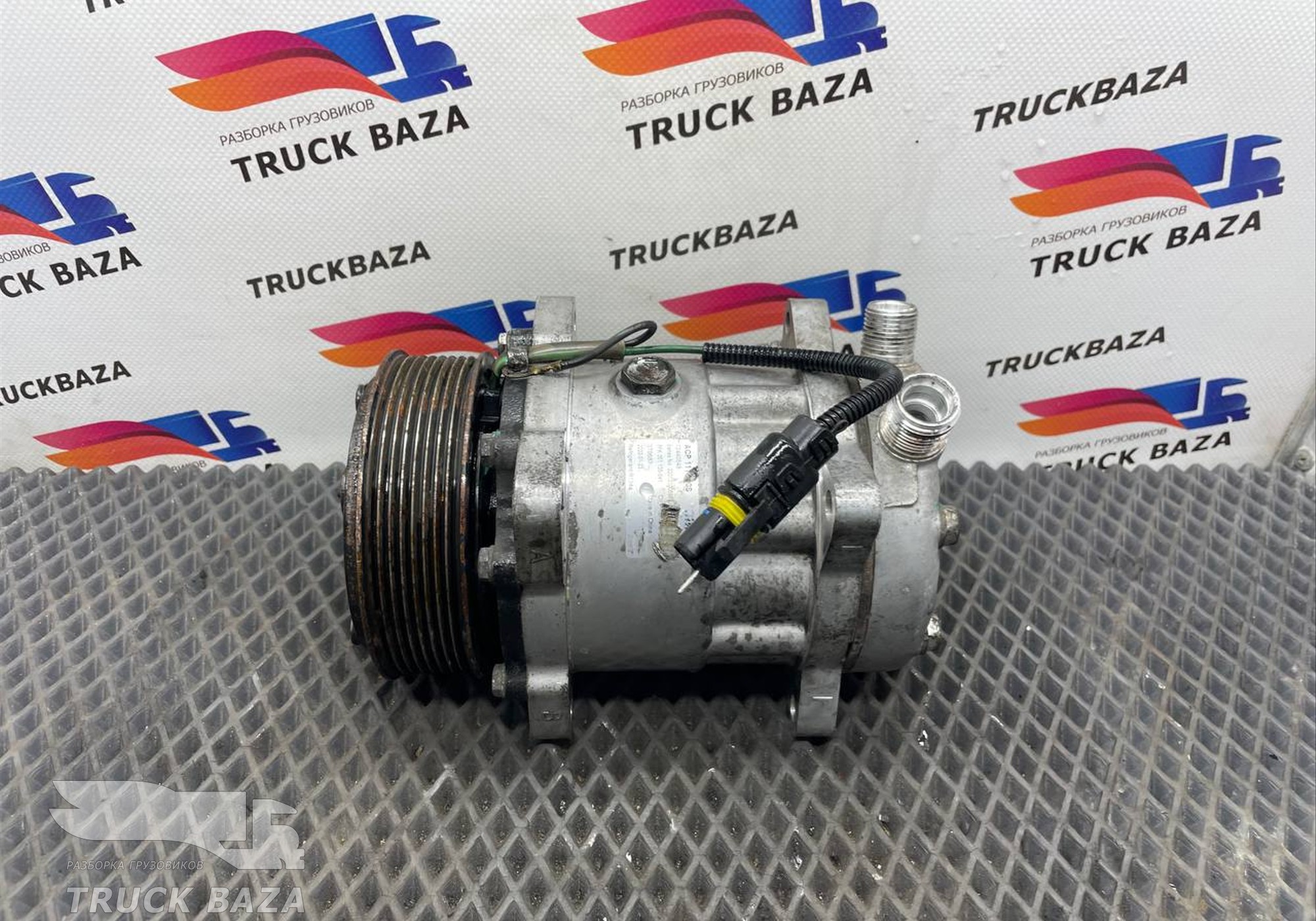 51779707028 Компрессор кондиционера для Man TGX II (с 2012)