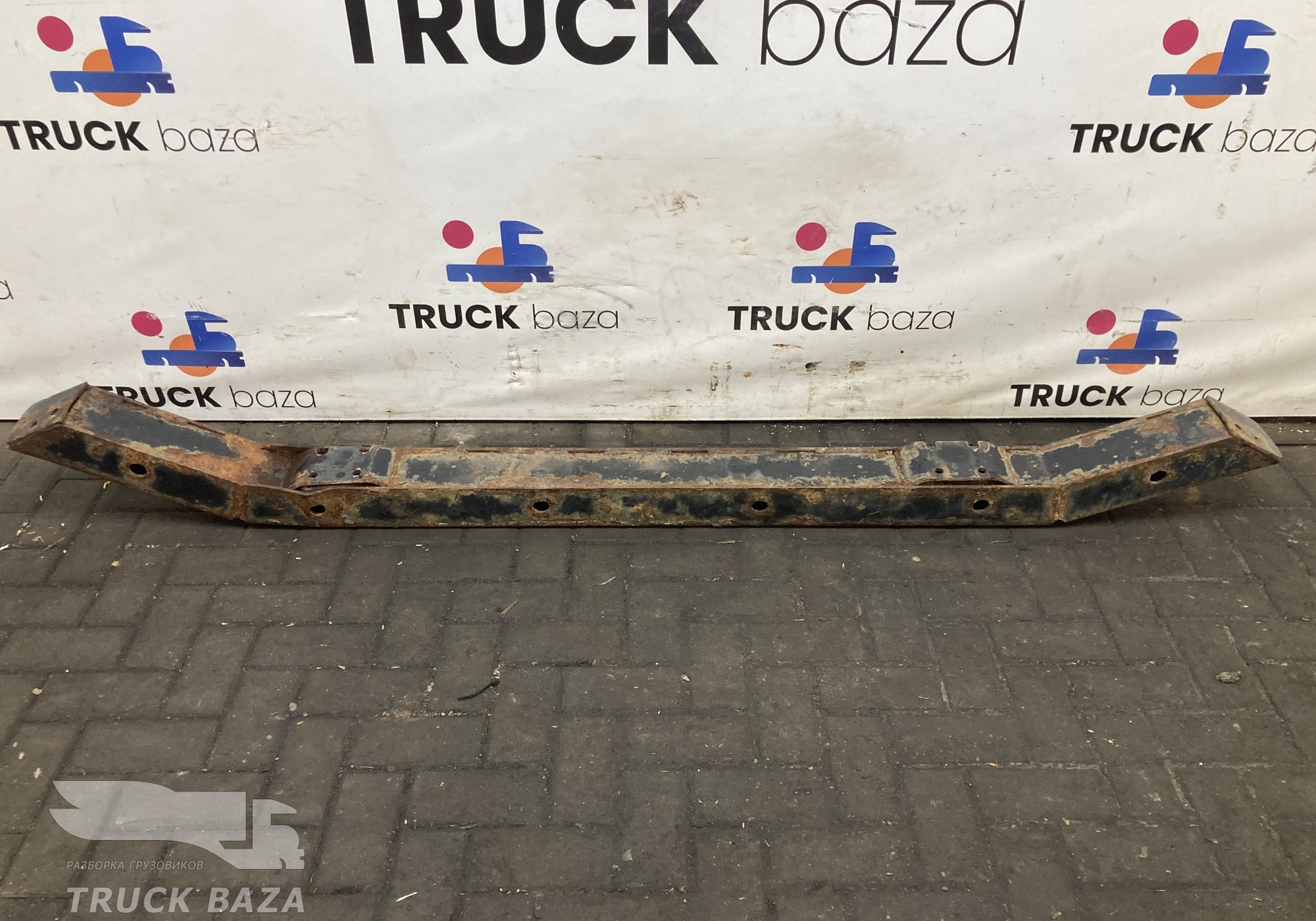 54902809010 Усилитель переднего бампера для КАМАЗ 5490 (с 2013)