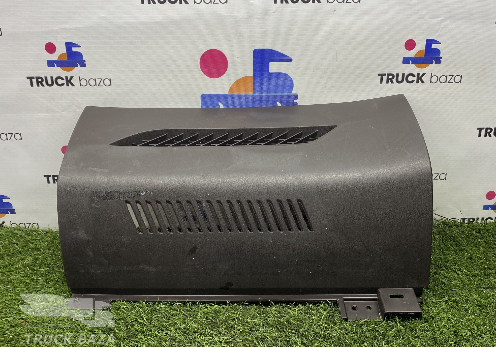 549015325062 Накладка на торпедо для КАМАЗ 54901