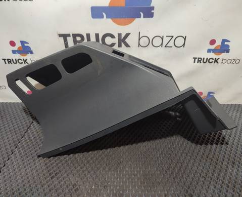 7482280863 Накладка на торпедо левая для Renault T (с 2013)