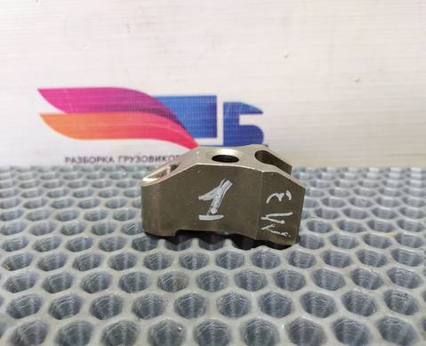 51101040036 Кронштейн форсунки топливной для Man F2000 II Evolution / FE (с 1998 по 2001)