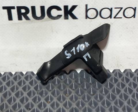 2397927 Уплотнитель стекла двери правый для Scania