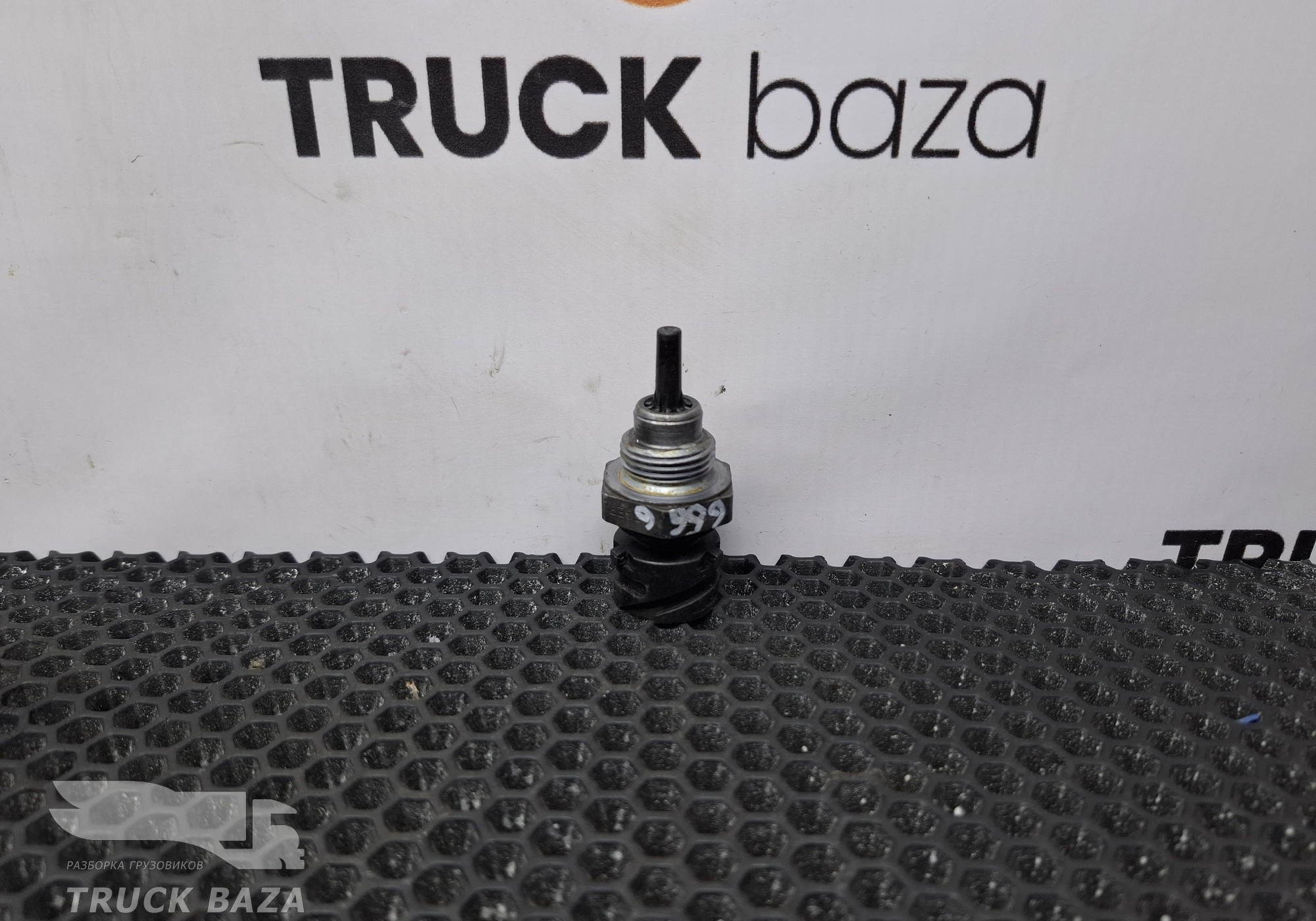 A0125421017 Датчик температуры охлаждающей жидкости для Mercedes-Benz Actros MP3 (с 2008)