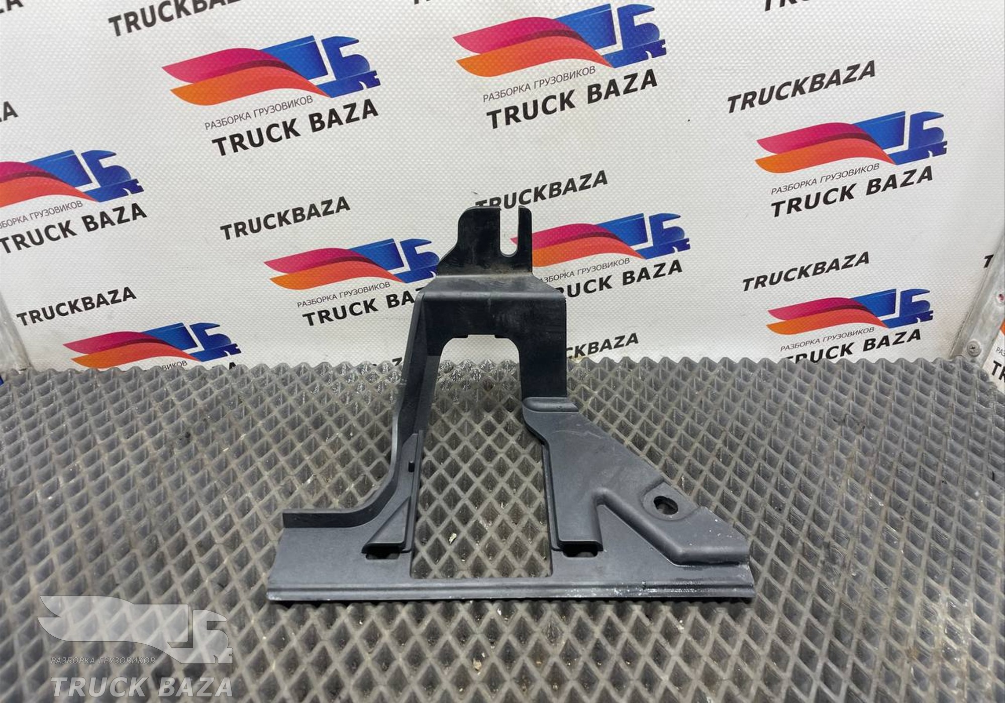 1683315 Накладка салонная для Daf XF106 (с 2012)