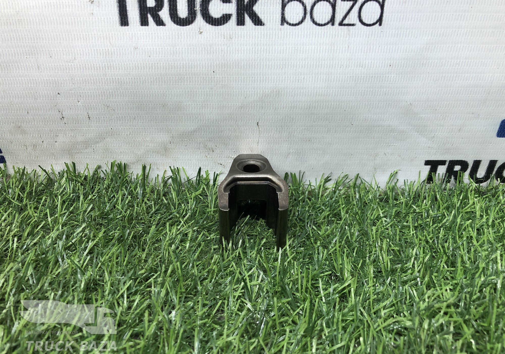 51101040065 Кронштейн форсунки топливной