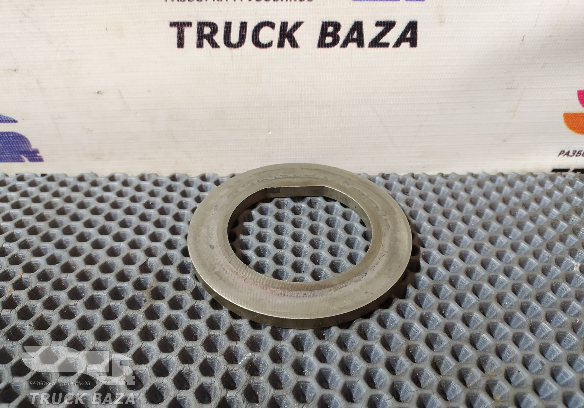 7172943 Шайба упорная передней ступицы для Iveco