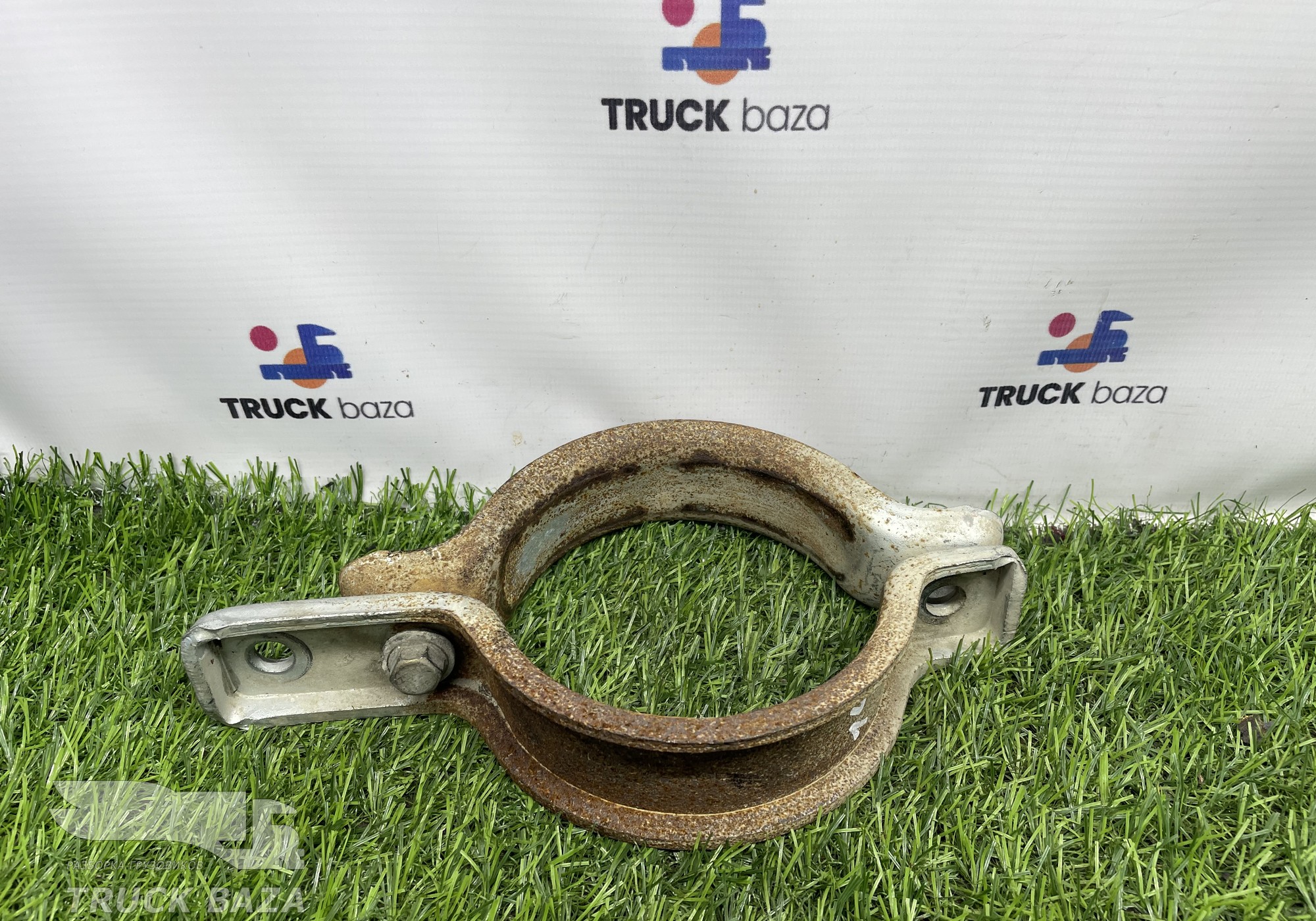 712W974200011 Хомут глушителя для Sinotruk Sitrak C7H