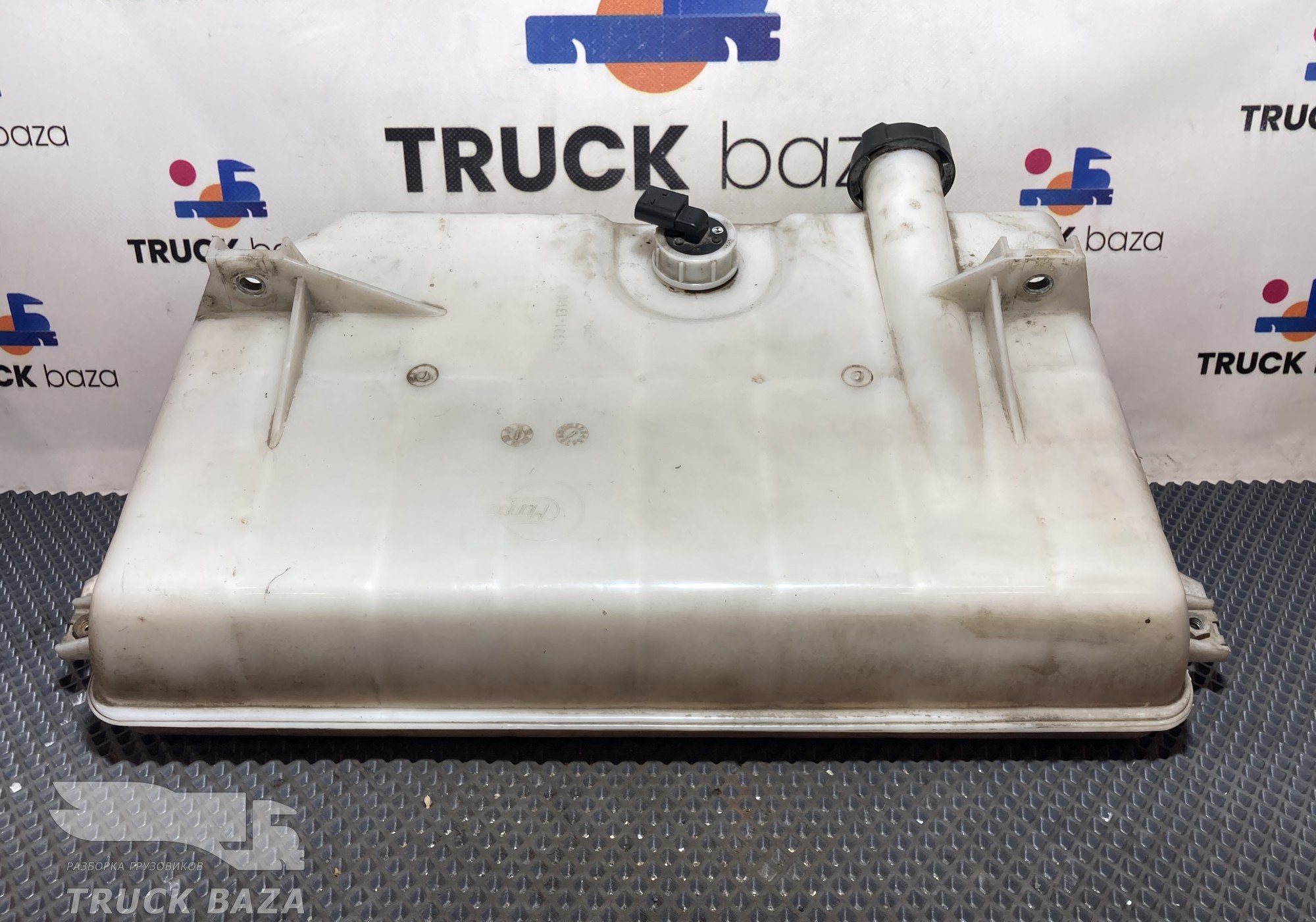 5490113110 Бачок расширительный для КАМАЗ 54901