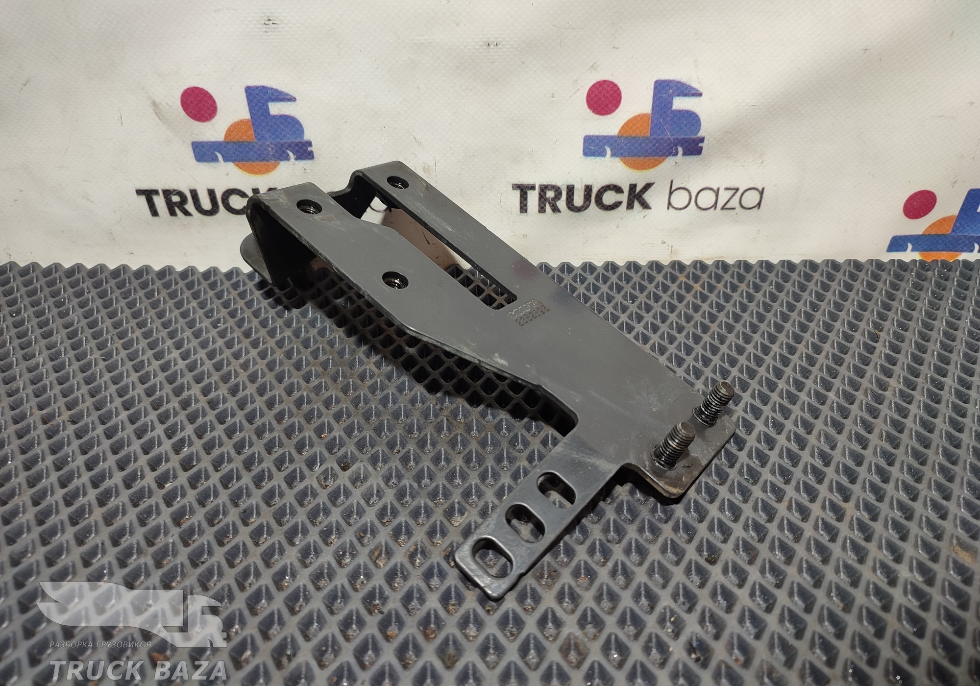 2352695 Кронштейн клапана стояночного тормоза для Scania 6-series R (с 2016)