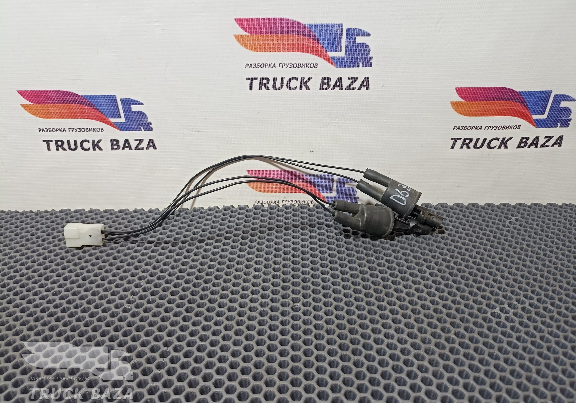 1658992 Проводка плафона салона для Daf XF105 (с 2005)