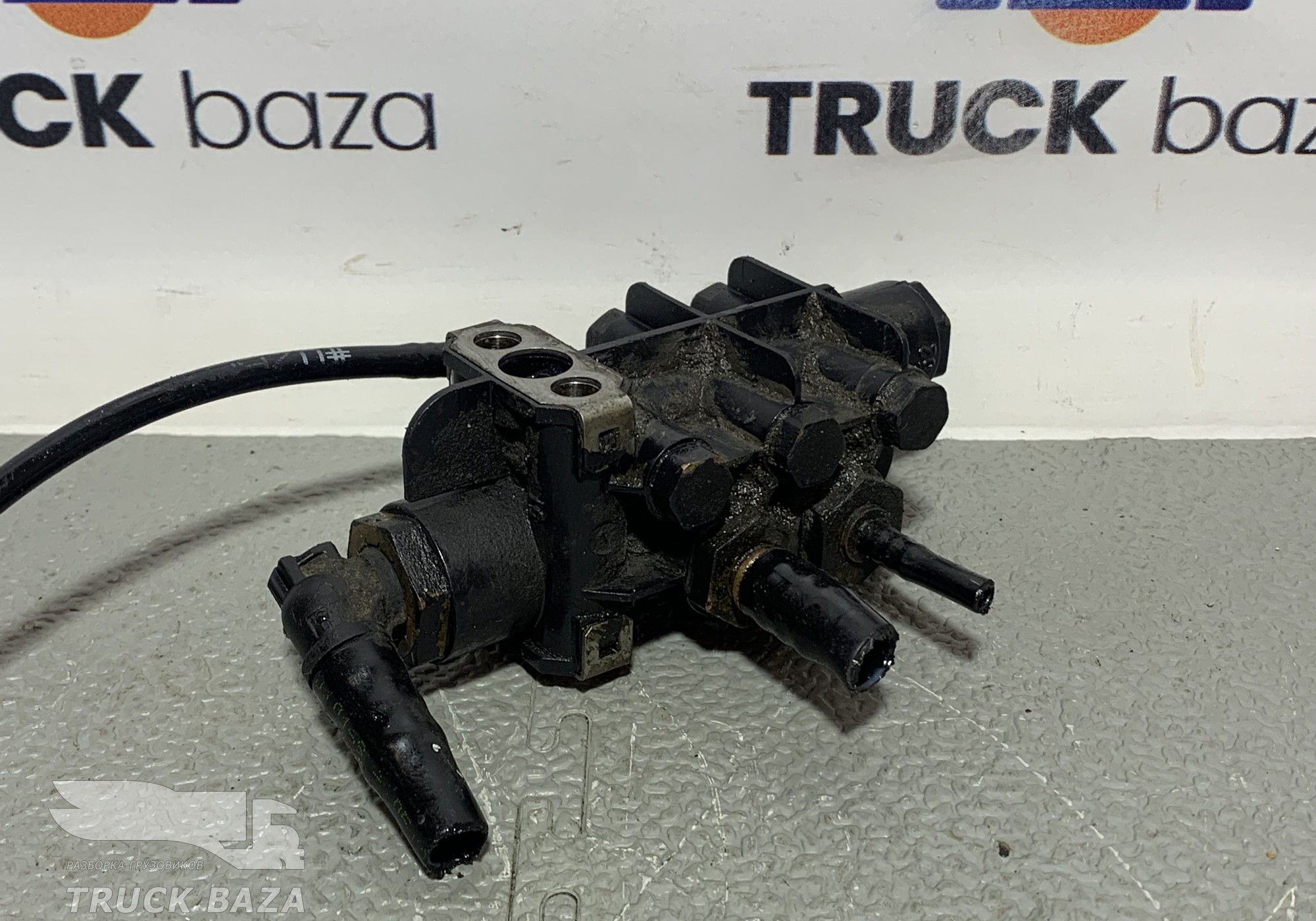 81981830000 Распределитель тормозных сил