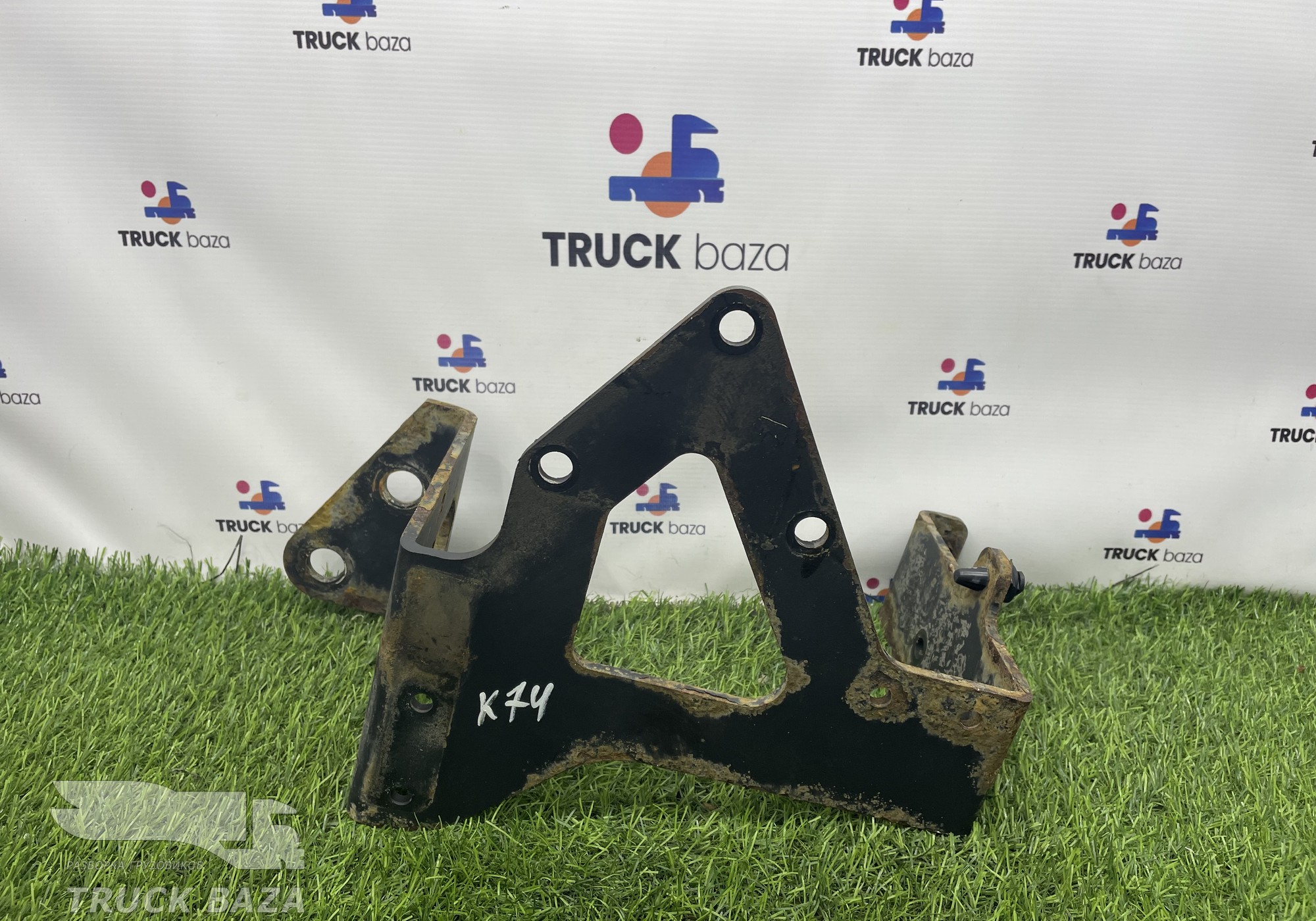 54903511080 Кронштейн осушителя для КАМАЗ 5490 (с 2013)