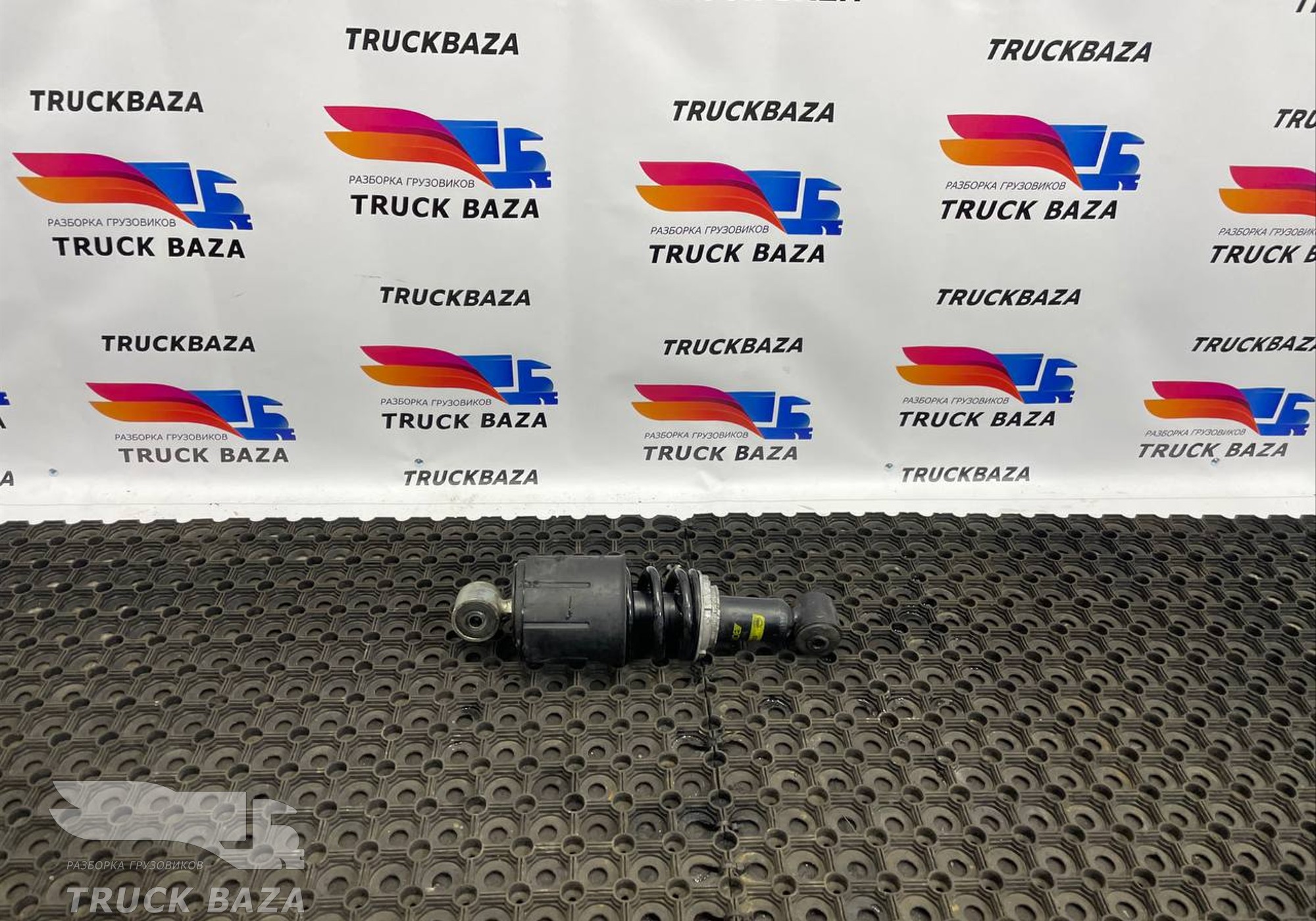 1936404 Амортизатор кабины передний для Daf XF106 (с 2012)