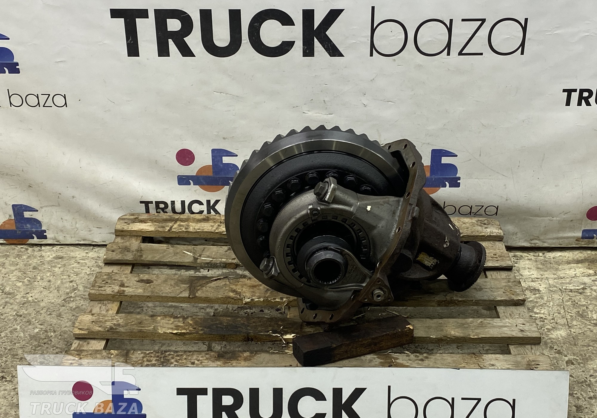 008513306 Редуктор заднего моста HL8 5.125 (41/8) для Mercedes-Benz Atego I (с 1998 по 2004)