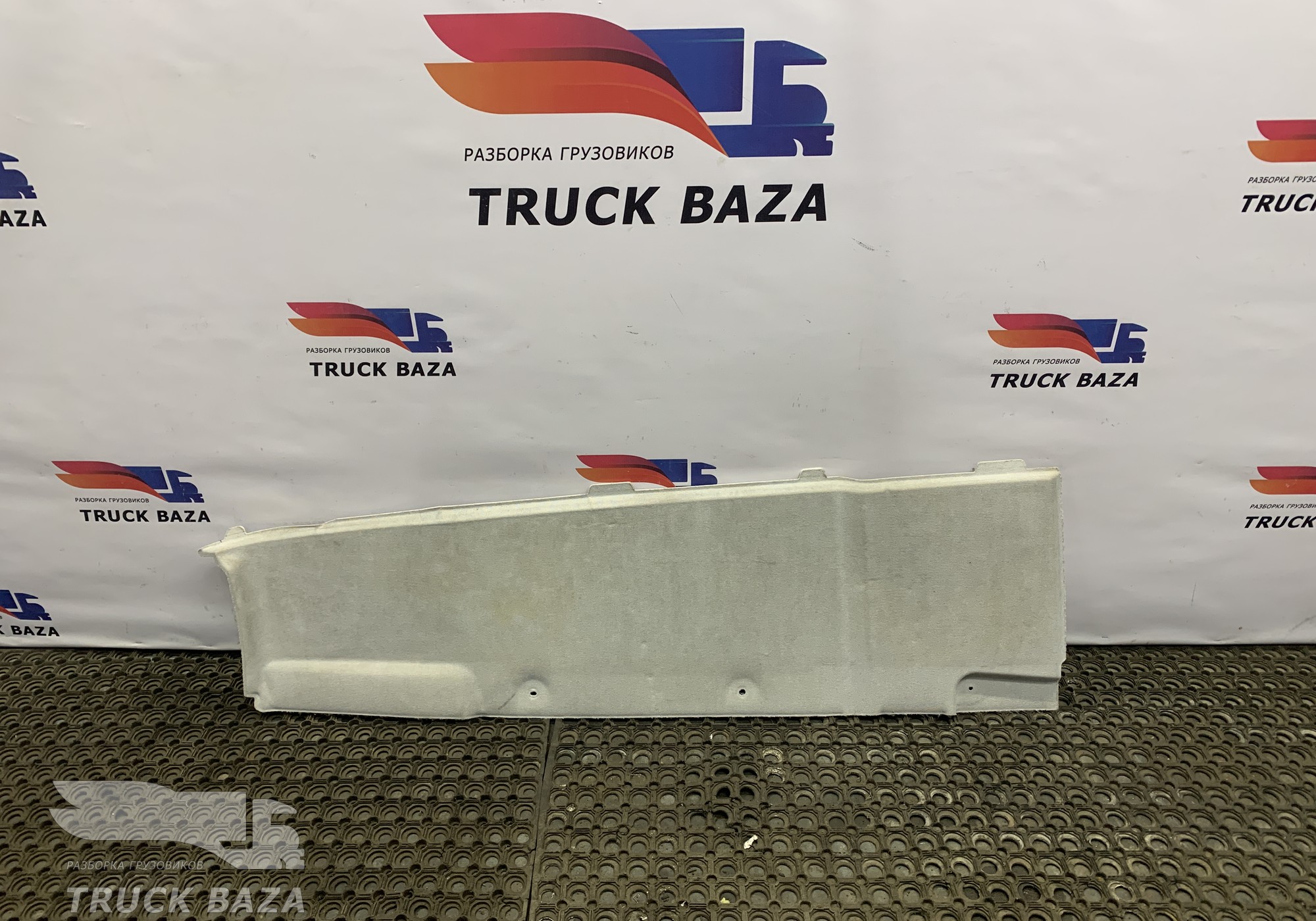 7482395964 Обшивка салона правая для Renault T (с 2013)