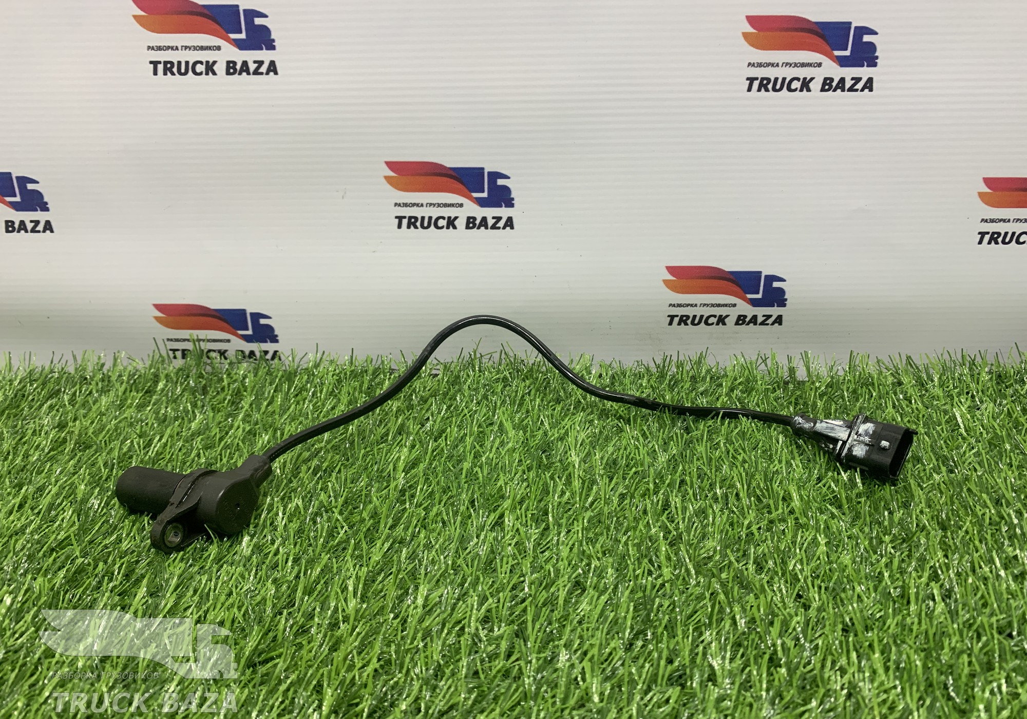 0281002 Датчик положения коленвала