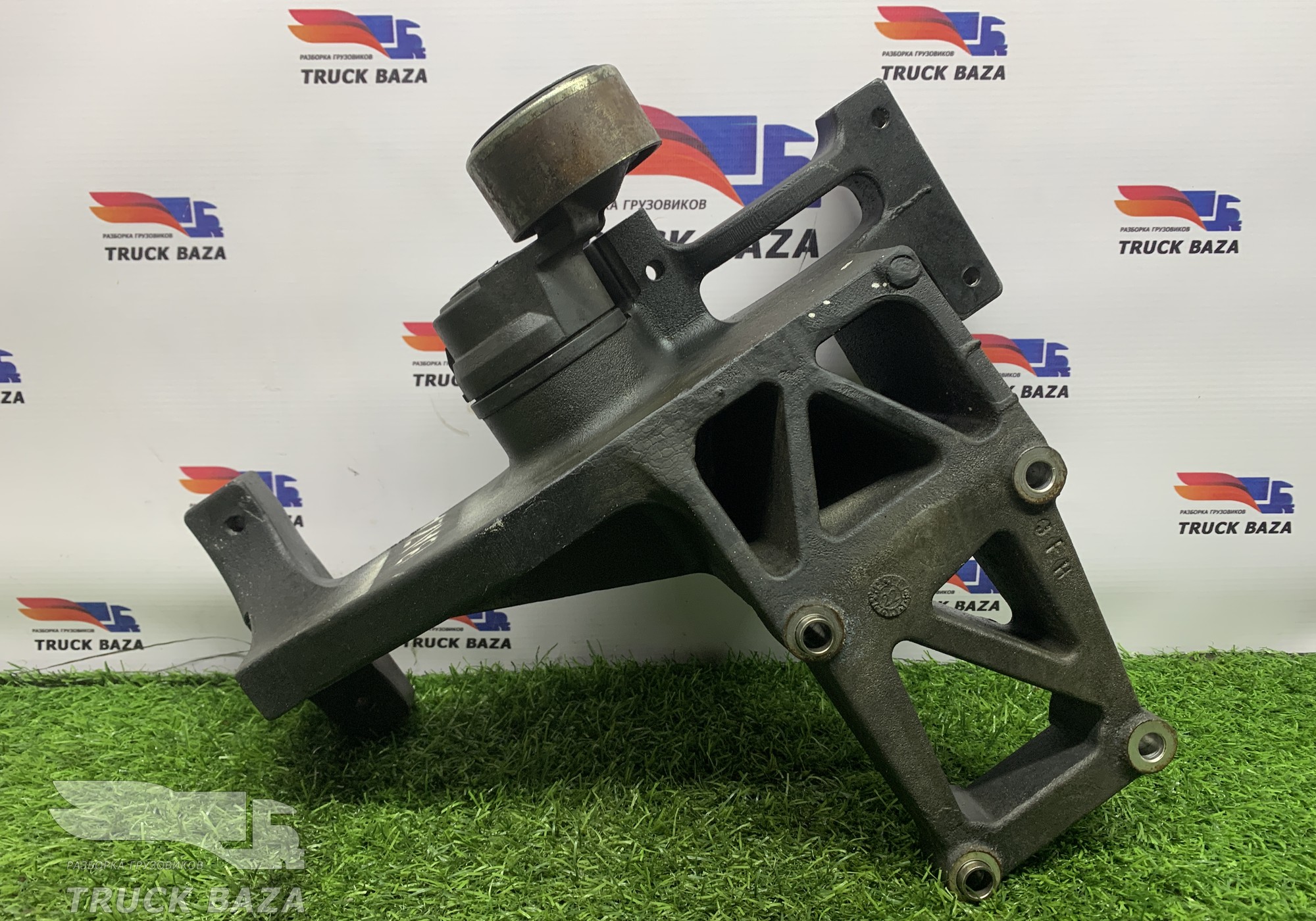 5632961 Кронштейн генератора для DongFeng GX DFH4180