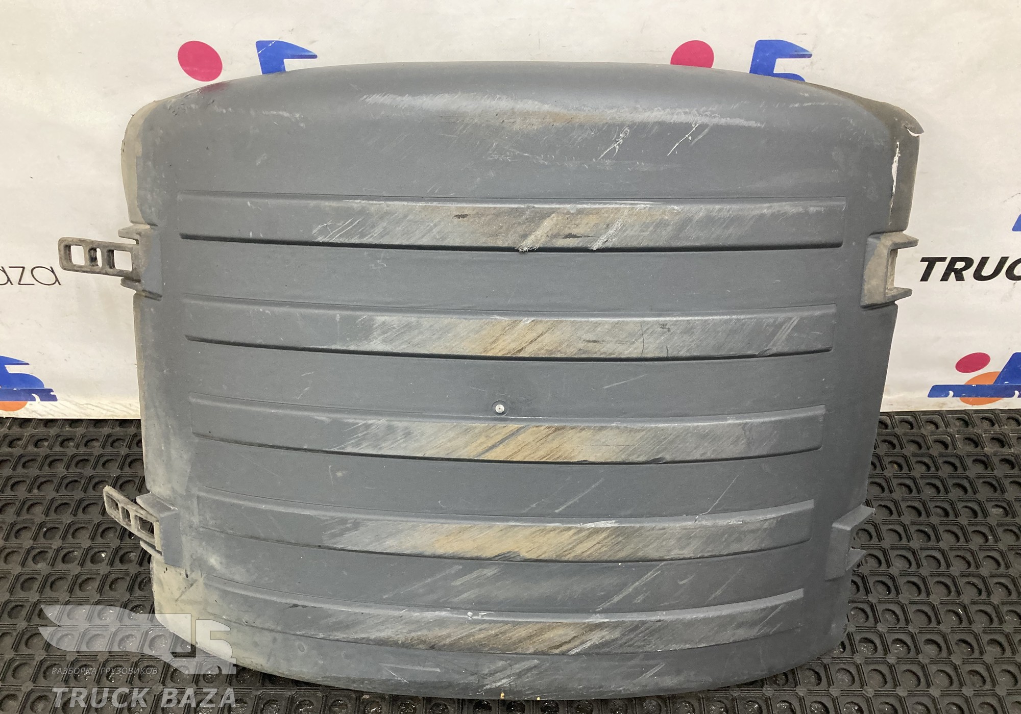 1395276 Крыло заднее верхняя часть